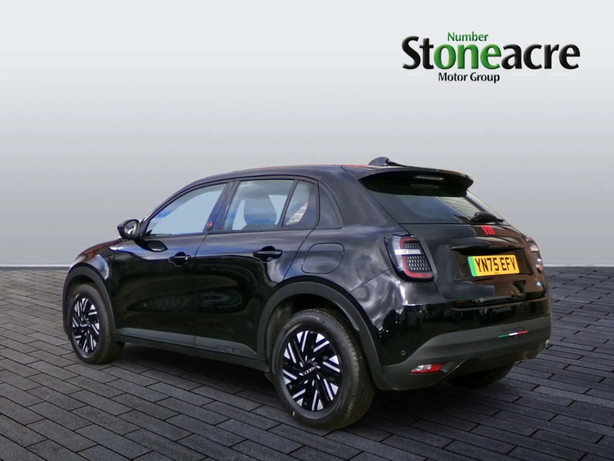 Fiat 600e Electric 54kWh RED Auto 5dr YN75EFV Image 3