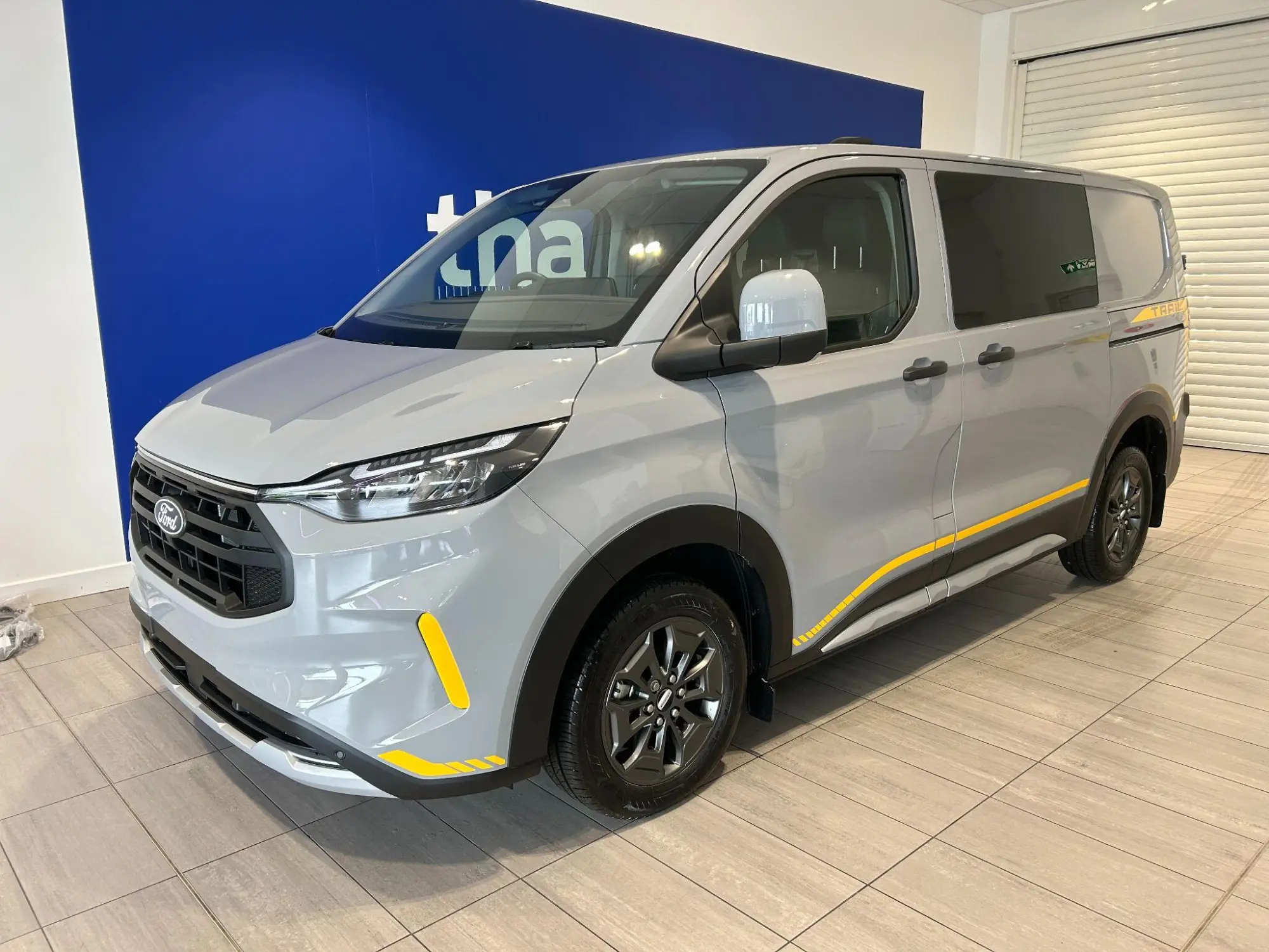 Ford Transit Custom Image 1