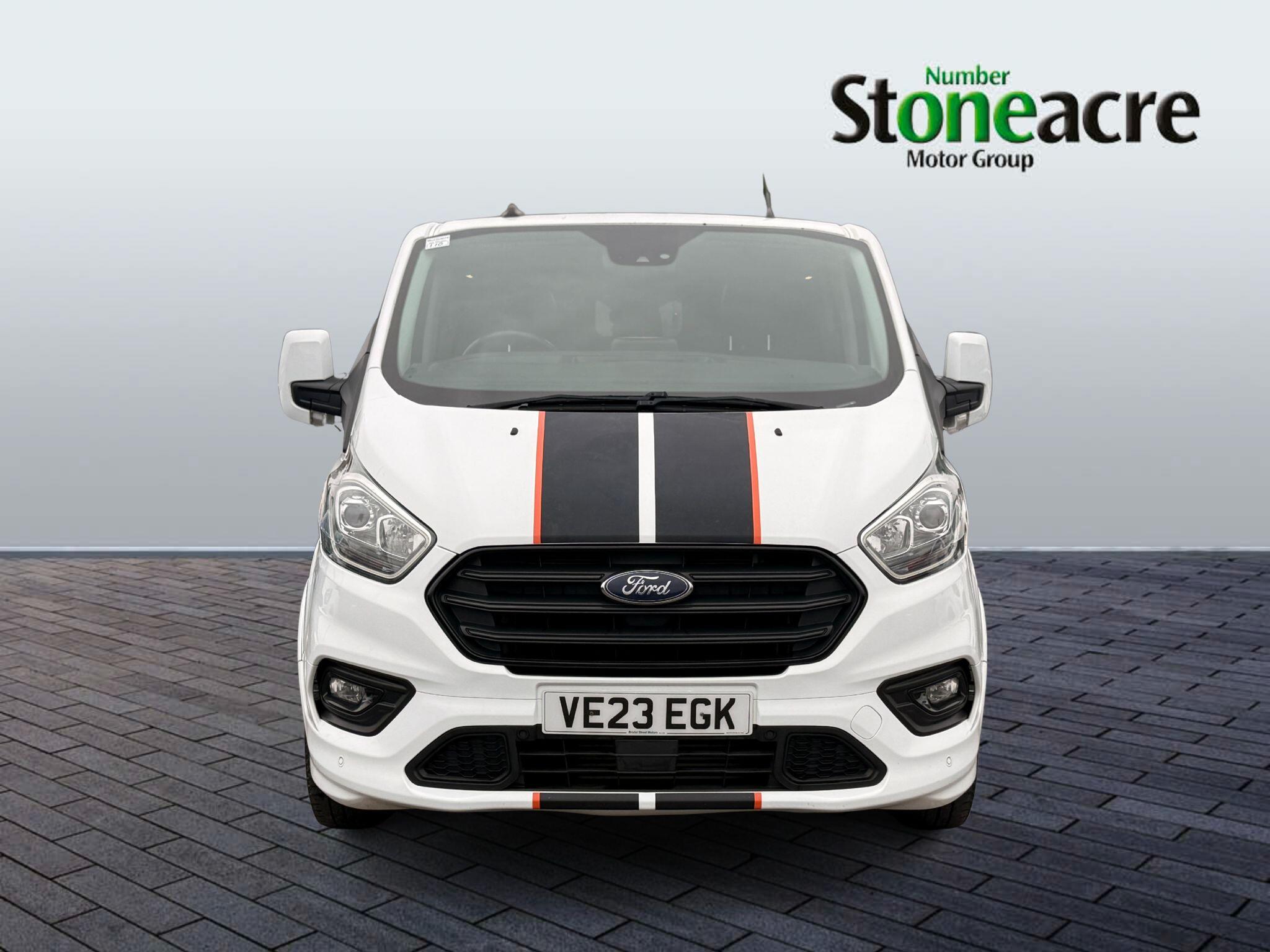 Ford Transit Custom Image 2