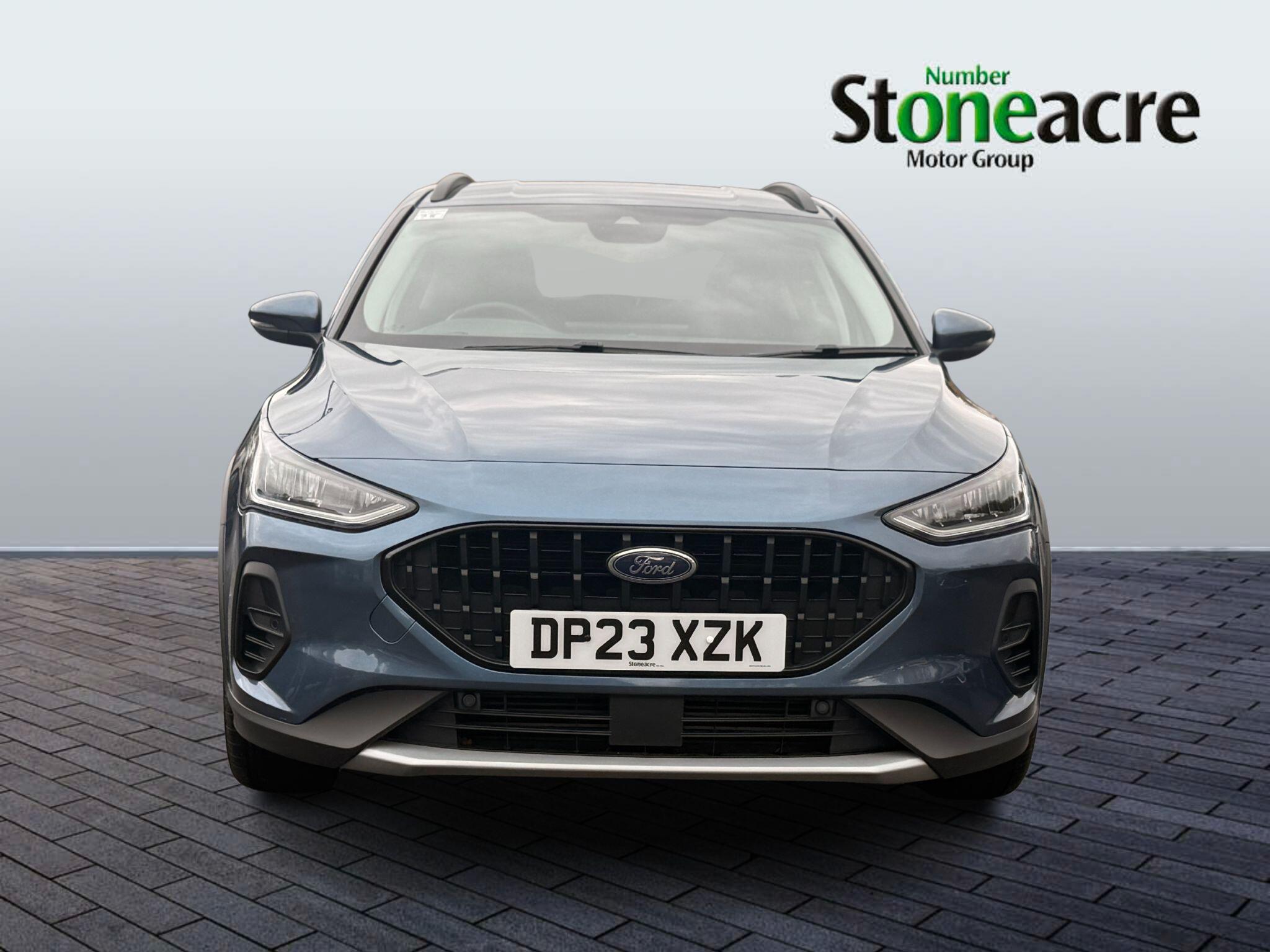 Ford Focus 1.0T EcoBoost Active Euro 6 (s/s) 5dr DP23XZK Image 2