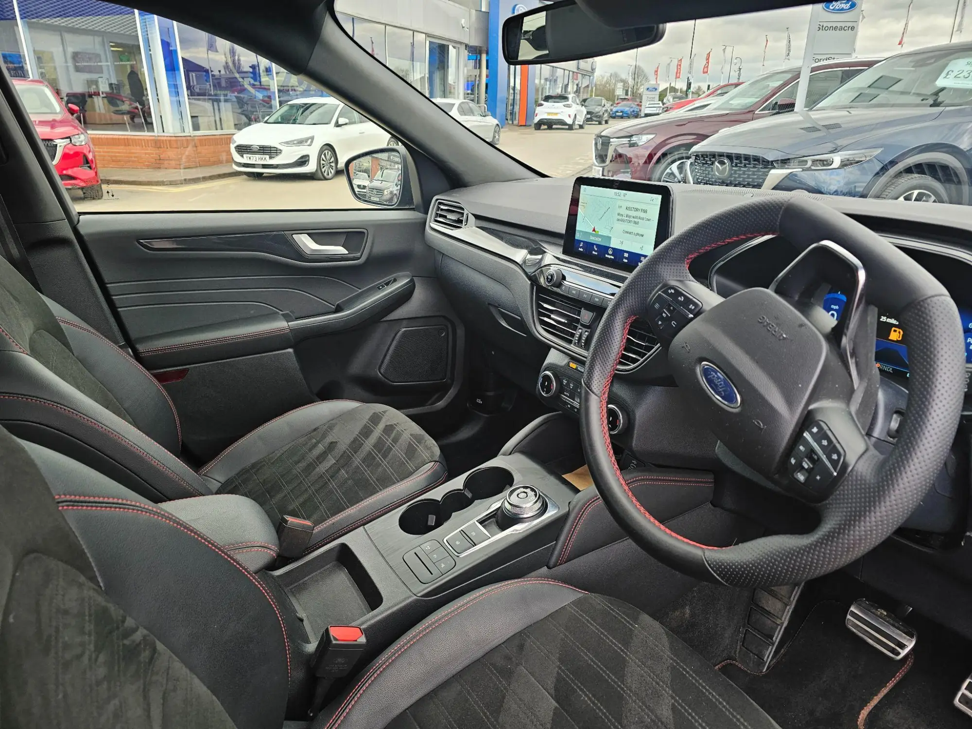 Ford Kuga Plug-In Hybrid Image 9 Ford Kuga Plug-In Hybrid Image 9