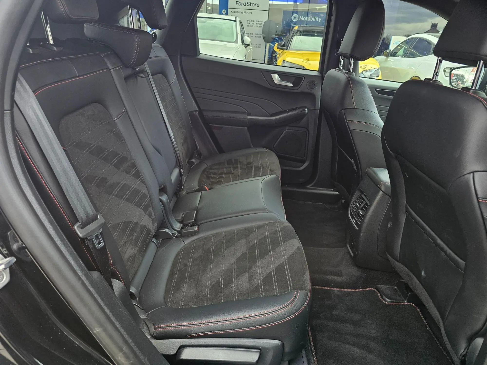 Ford Kuga Plug-In Hybrid Image 11 Ford Kuga Plug-In Hybrid Image 11