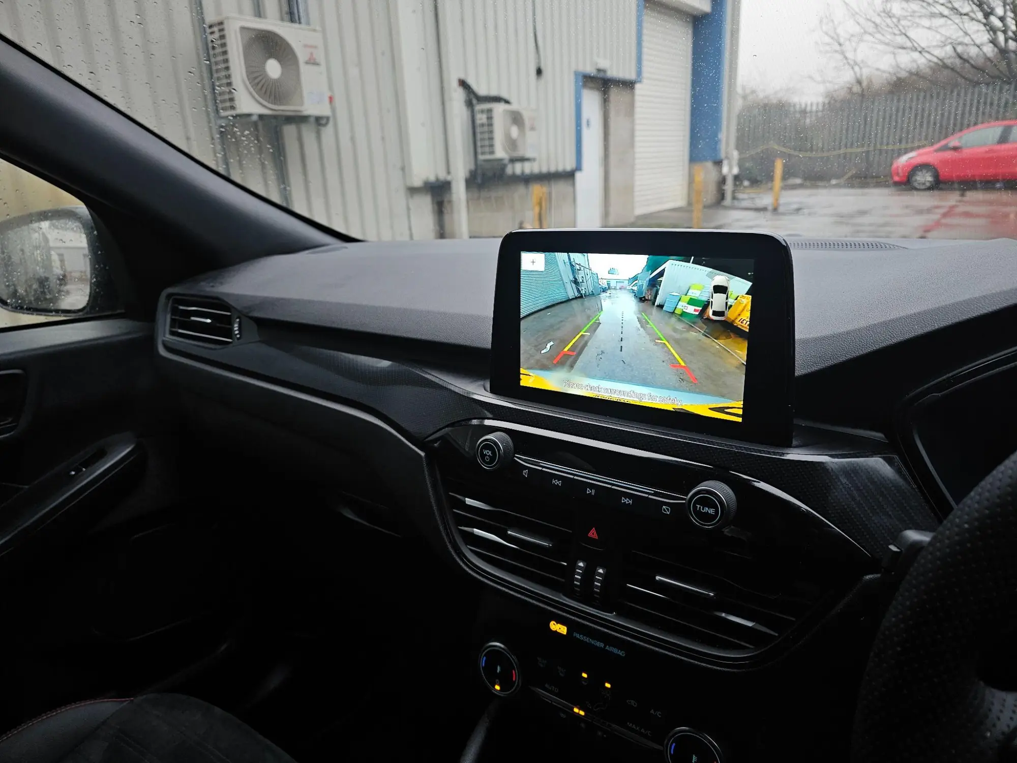 Ford Kuga Plug-In Hybrid Image 11