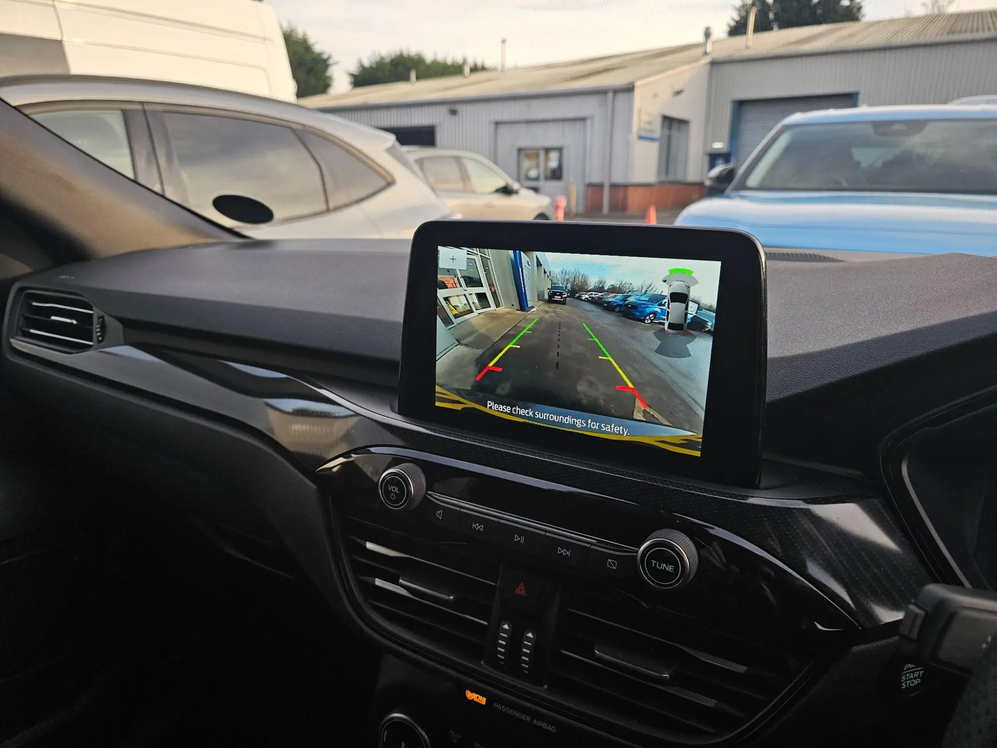 Ford Kuga Plug-In Hybrid Image 12