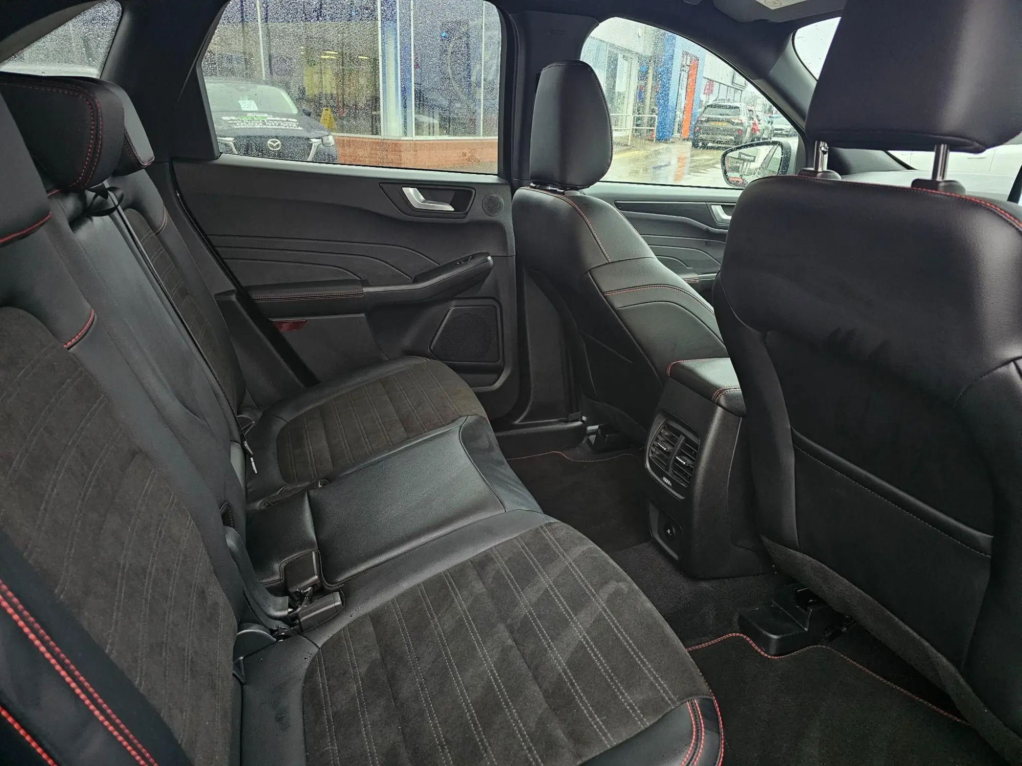 Ford Kuga Plug-In Hybrid Image 16