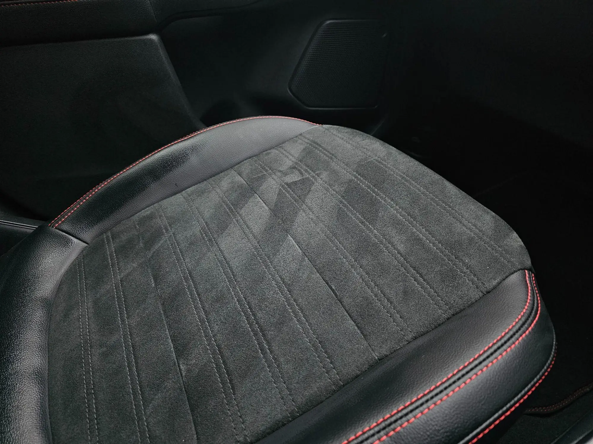 Ford Kuga Plug-In Hybrid Image 18