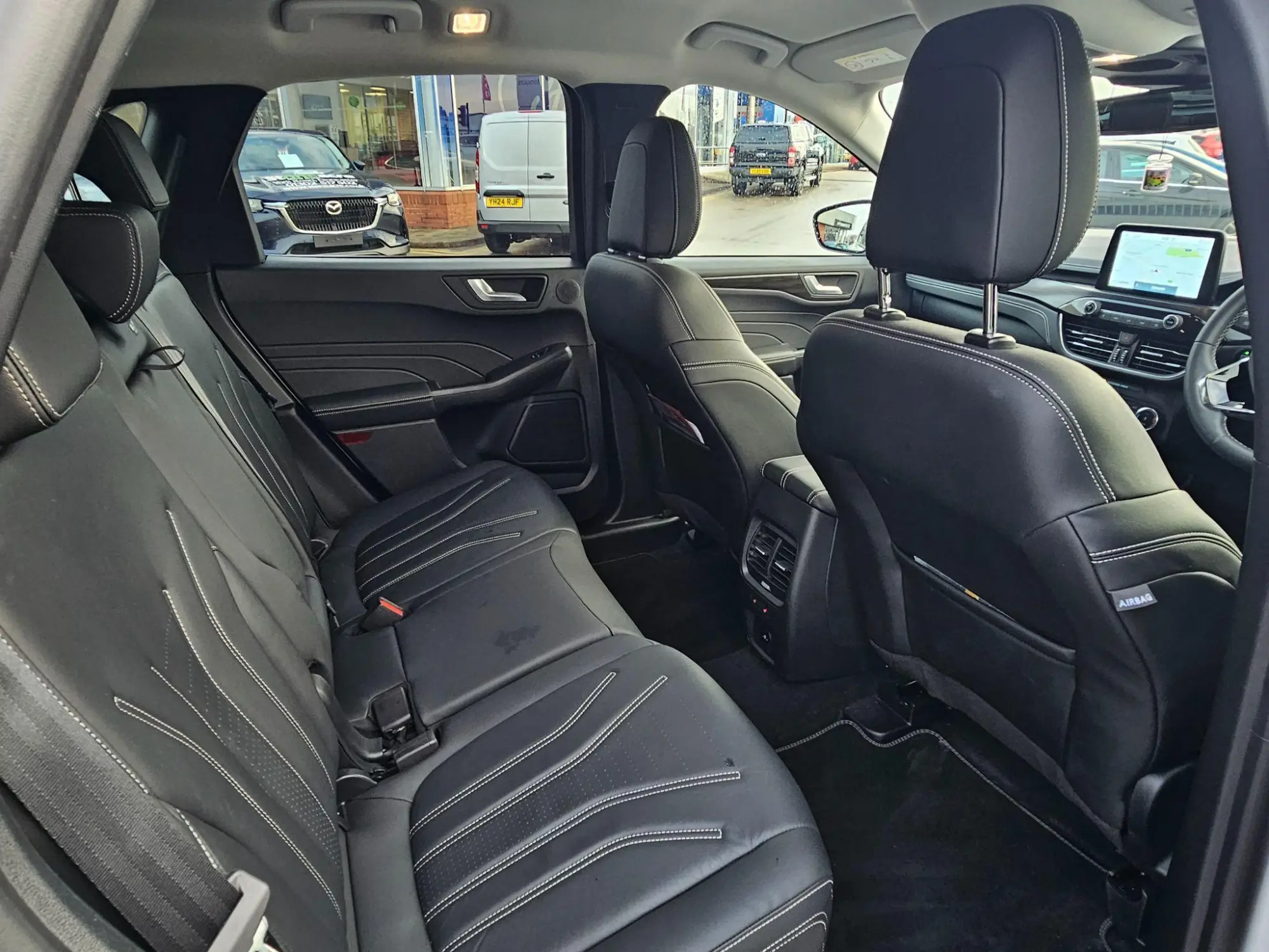 Ford Kuga Plug-In Hybrid Image 18