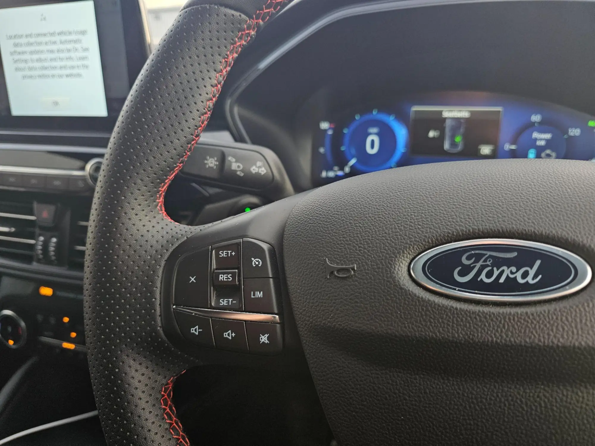 Ford Kuga Plug-In Hybrid Image 15