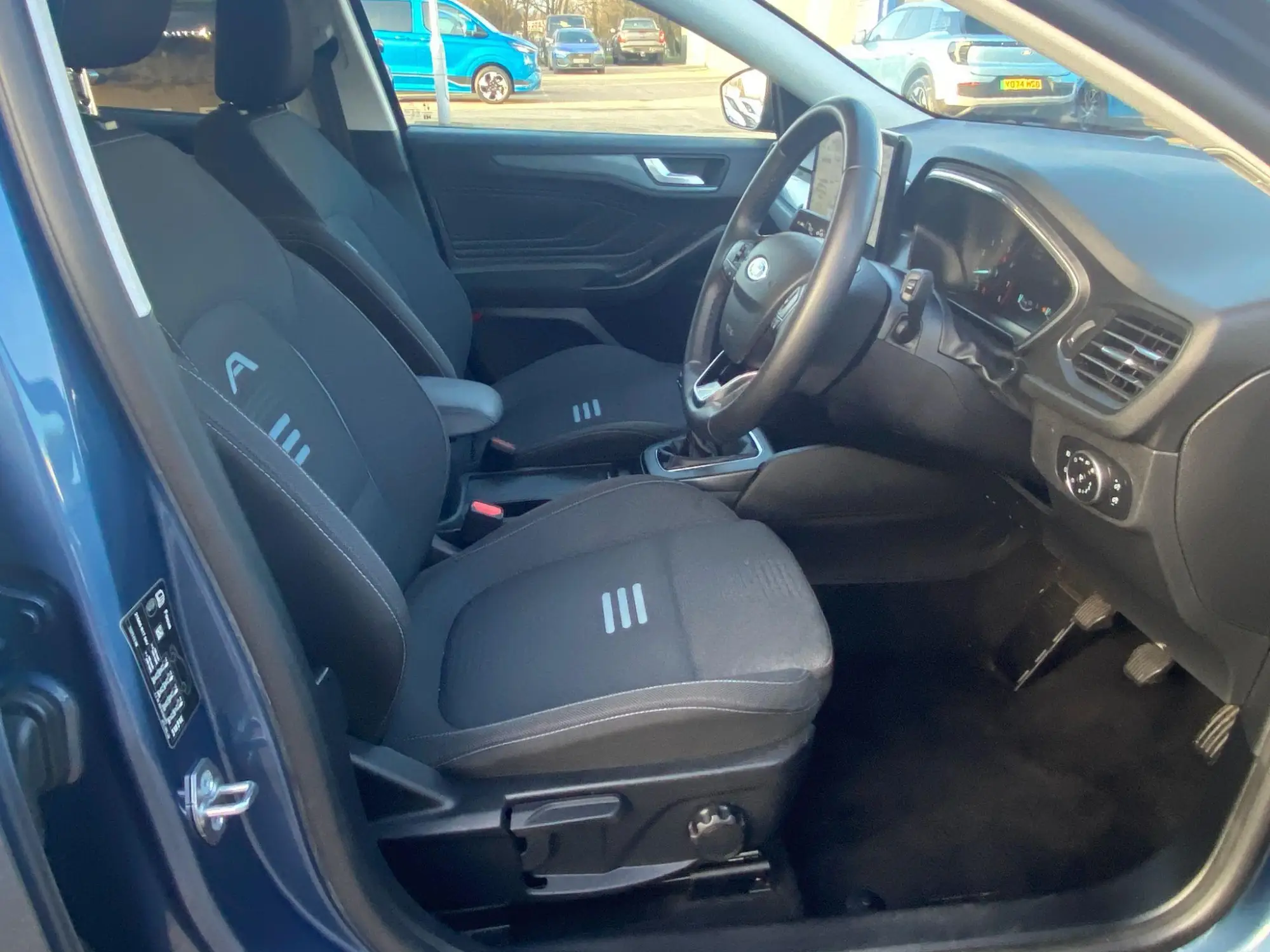 Ford Focus Image 11