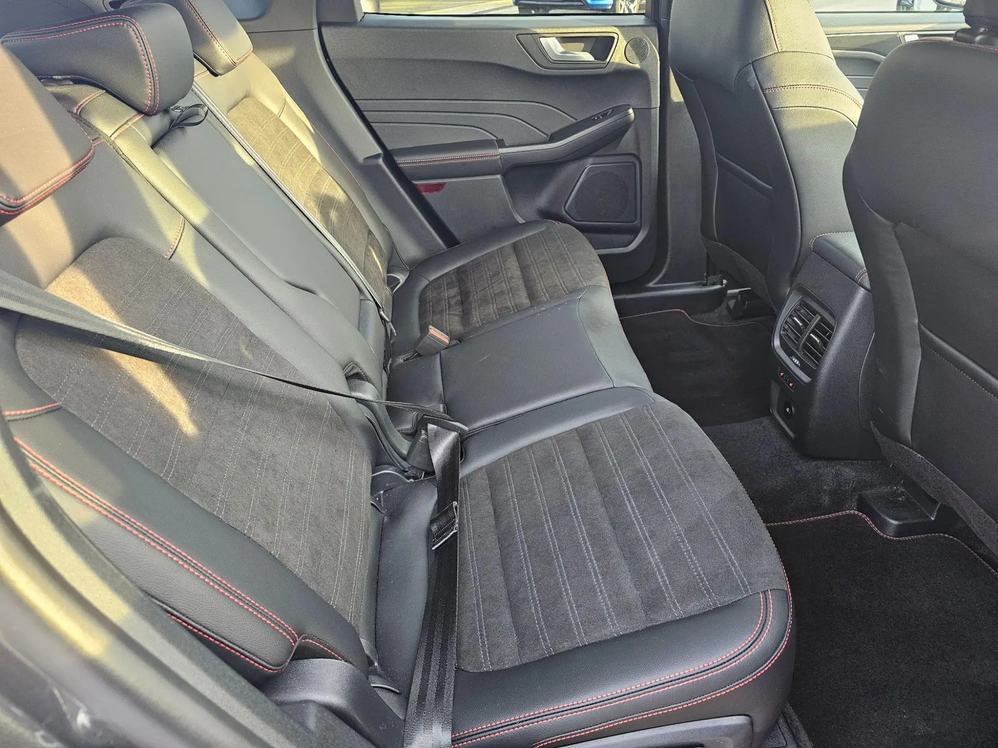 Ford Kuga Plug-In Hybrid Image 20