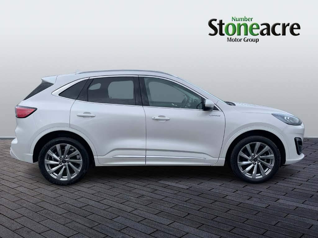Ford Kuga Plug-In Hybrid 2.5 PHEV Vignale 5dr CVT YY72FWD Image 2