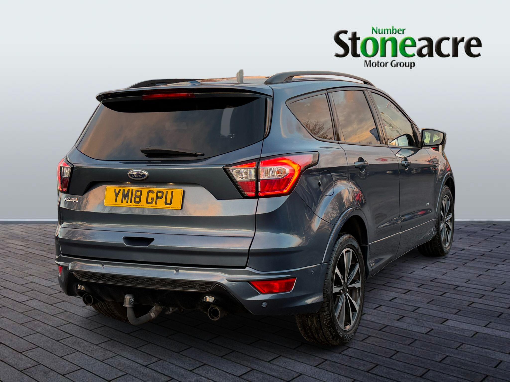Ford Kuga Image 3