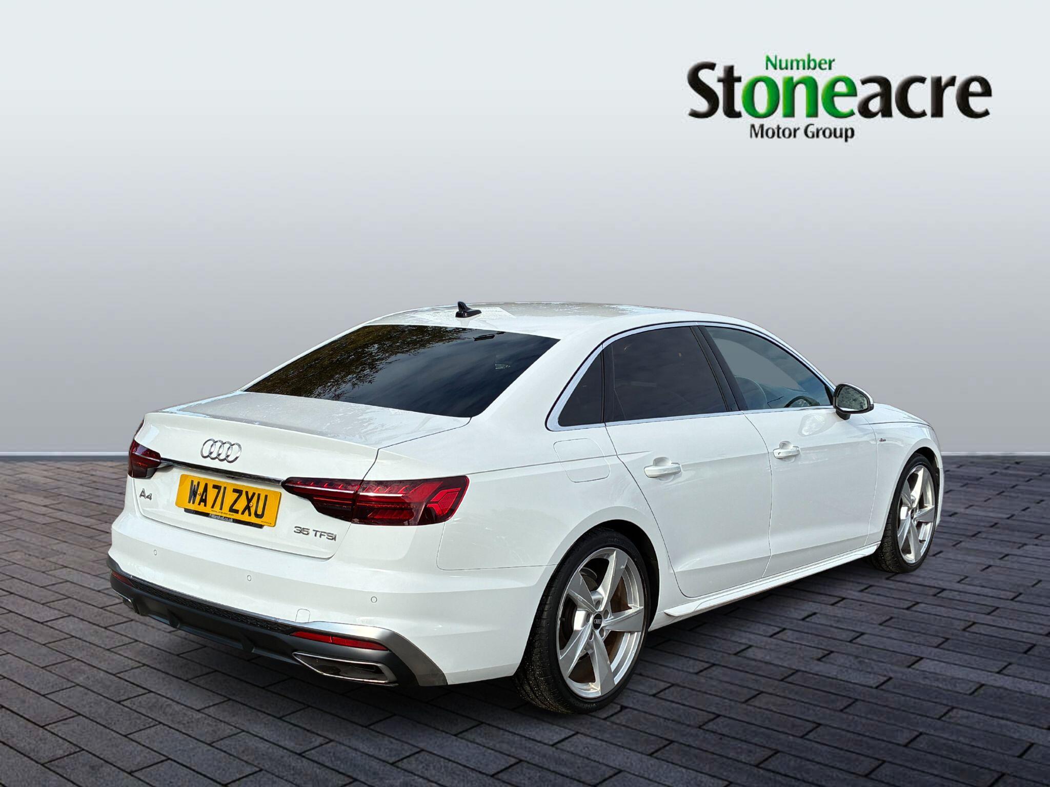 Audi A4 Saloon 2.0 TFSI 35 S line S Tronic Euro 6 (s/s) 4dr WA71ZXU Image 3
