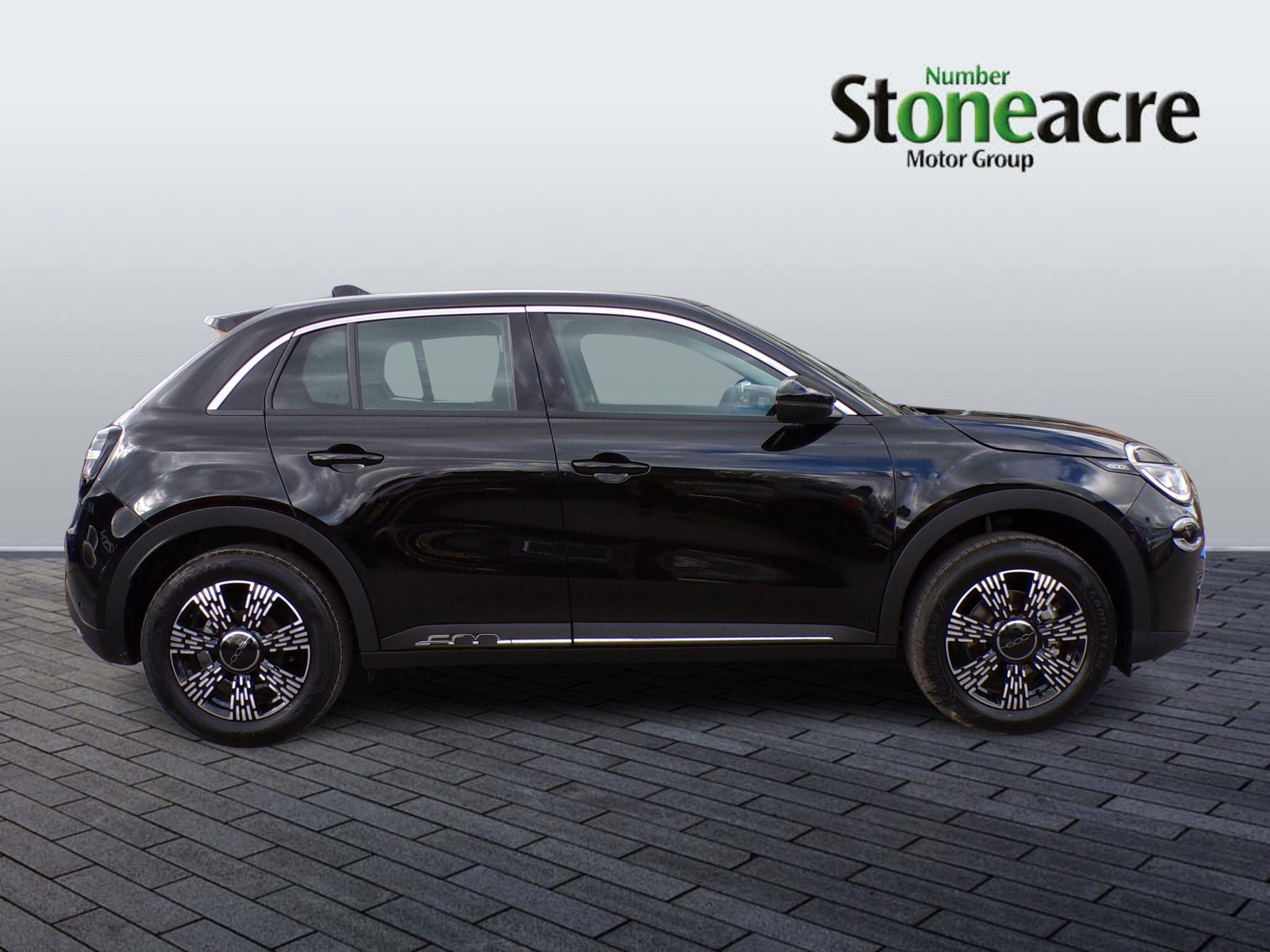 Fiat 600 1.2 MHEV e-DCT Euro 6 (s/s) 5dr FX75EWA Image 2