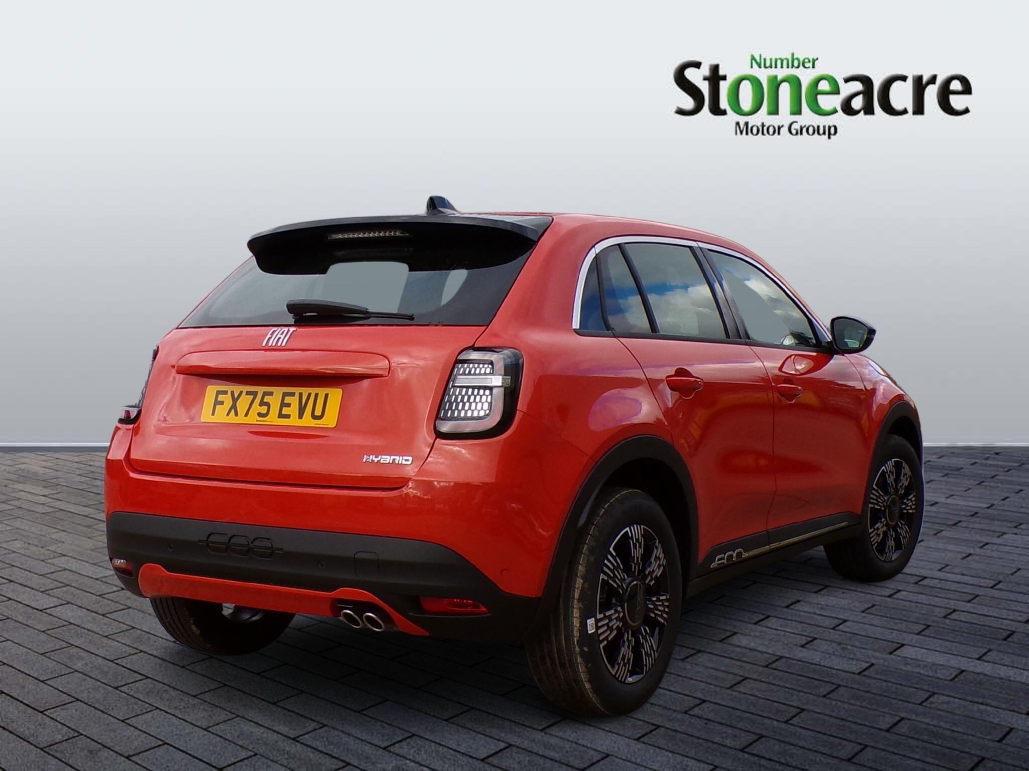 Fiat 600 1.2 MHEV e-DCT Euro 6 (s/s) 5dr FX75EVU Image 3