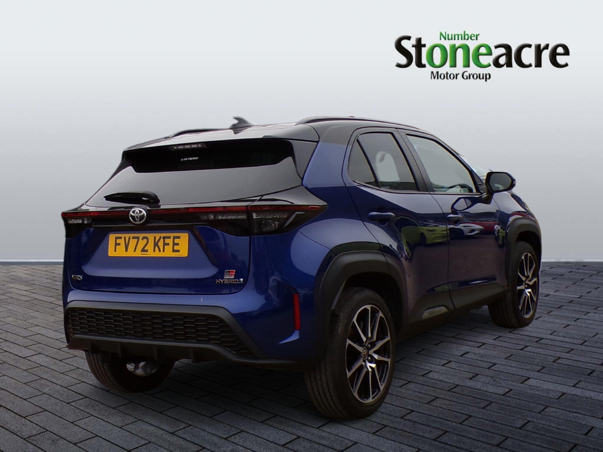 Toyota Yaris Cross 1.5 Hybrid GR Sport 5dr CVT FV72KFE Image 3