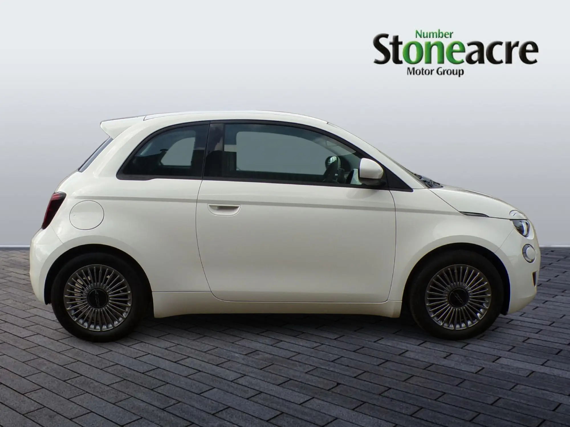 Fiat 500e Image 2 Fiat 500e Image 2