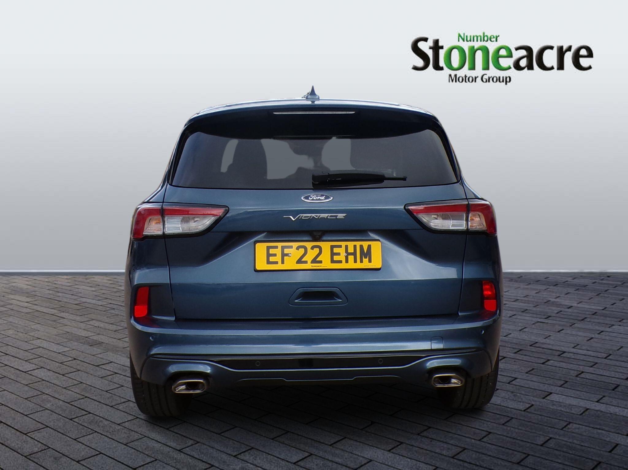 Ford Kuga 1.5T EcoBoost Vignale Euro 6 (s/s) 5dr EF22EHM Image 3