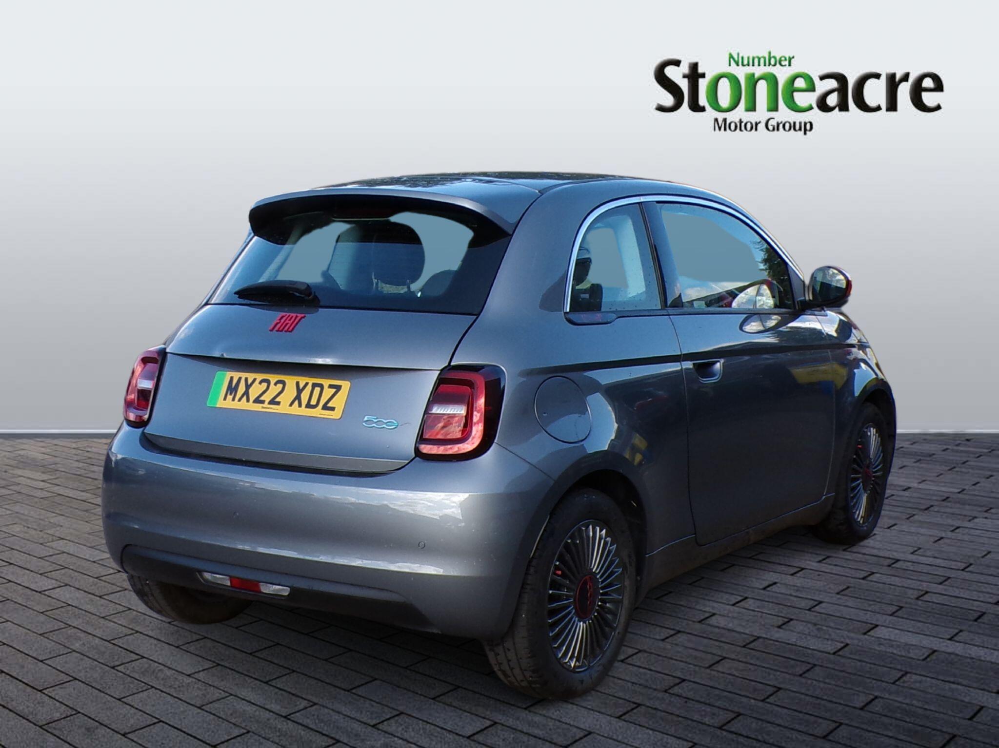 Fiat 500e 24kWh RED Auto 3dr MX22XDZ Image 3