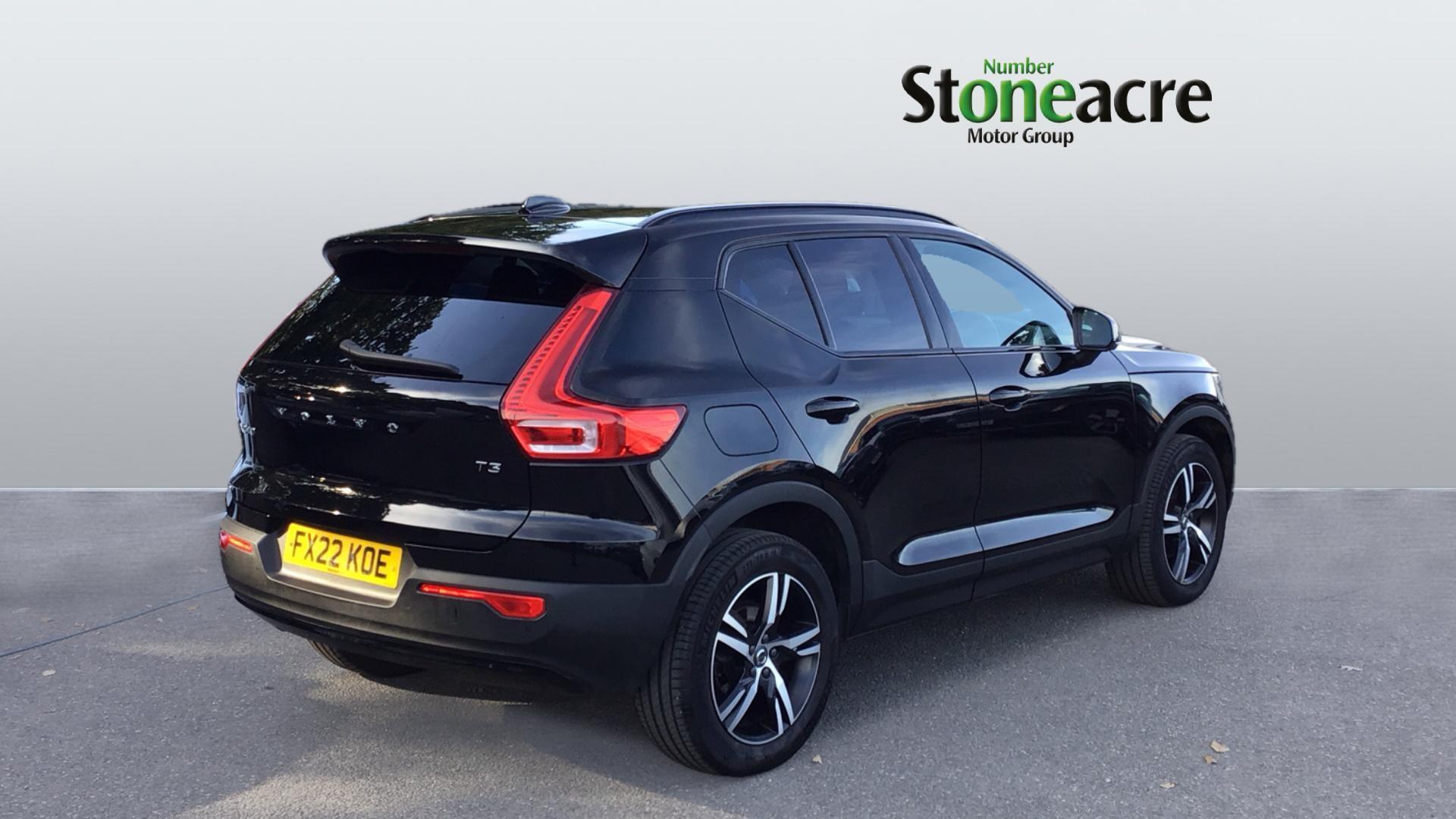 Volvo XC40 Image 2