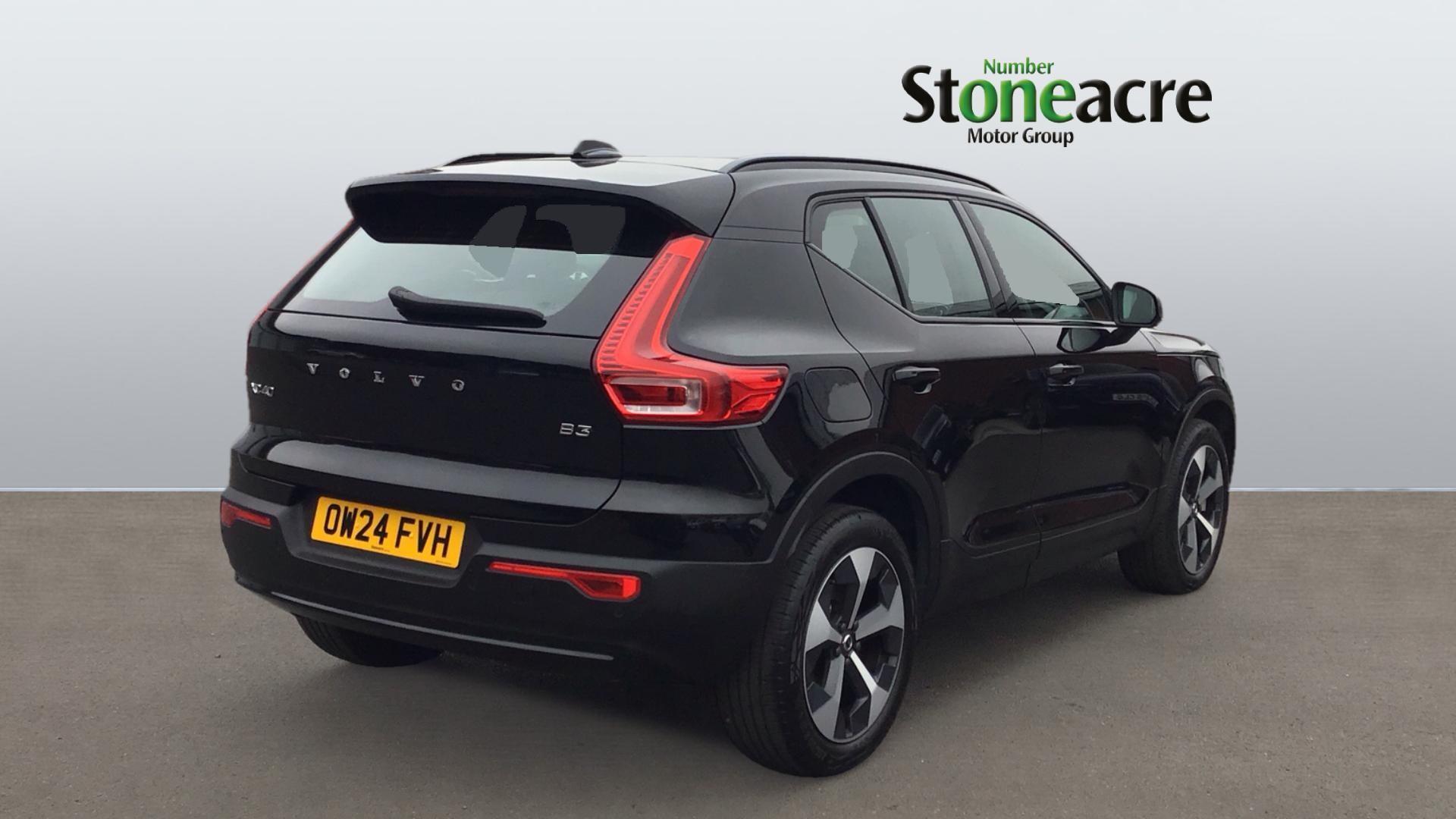 Volvo XC40 Image 2