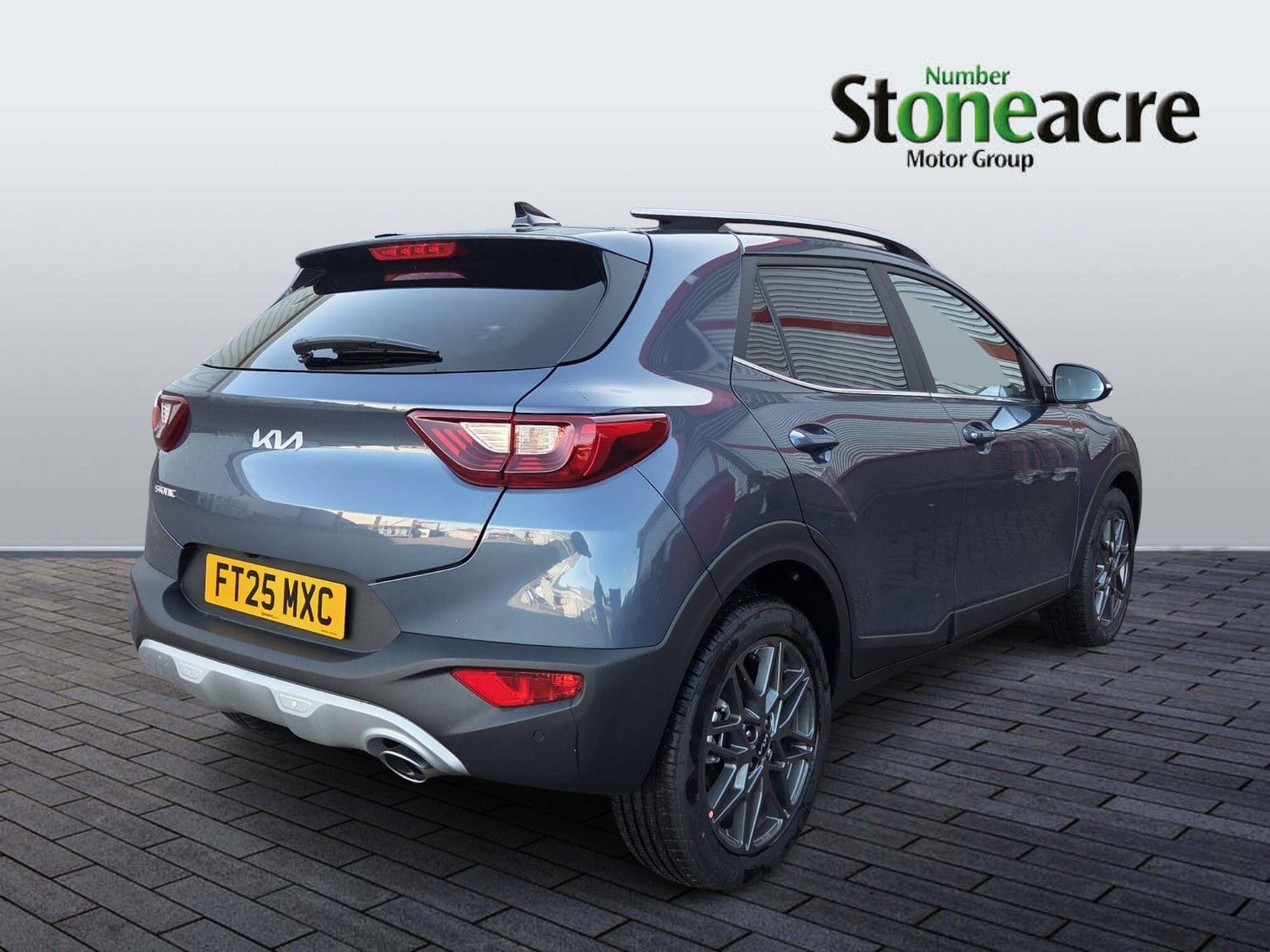 Kia Stonic 1.0 T-GDi MHEV Shadow Euro 6 (s/s) 5dr FT25MXC Image 3