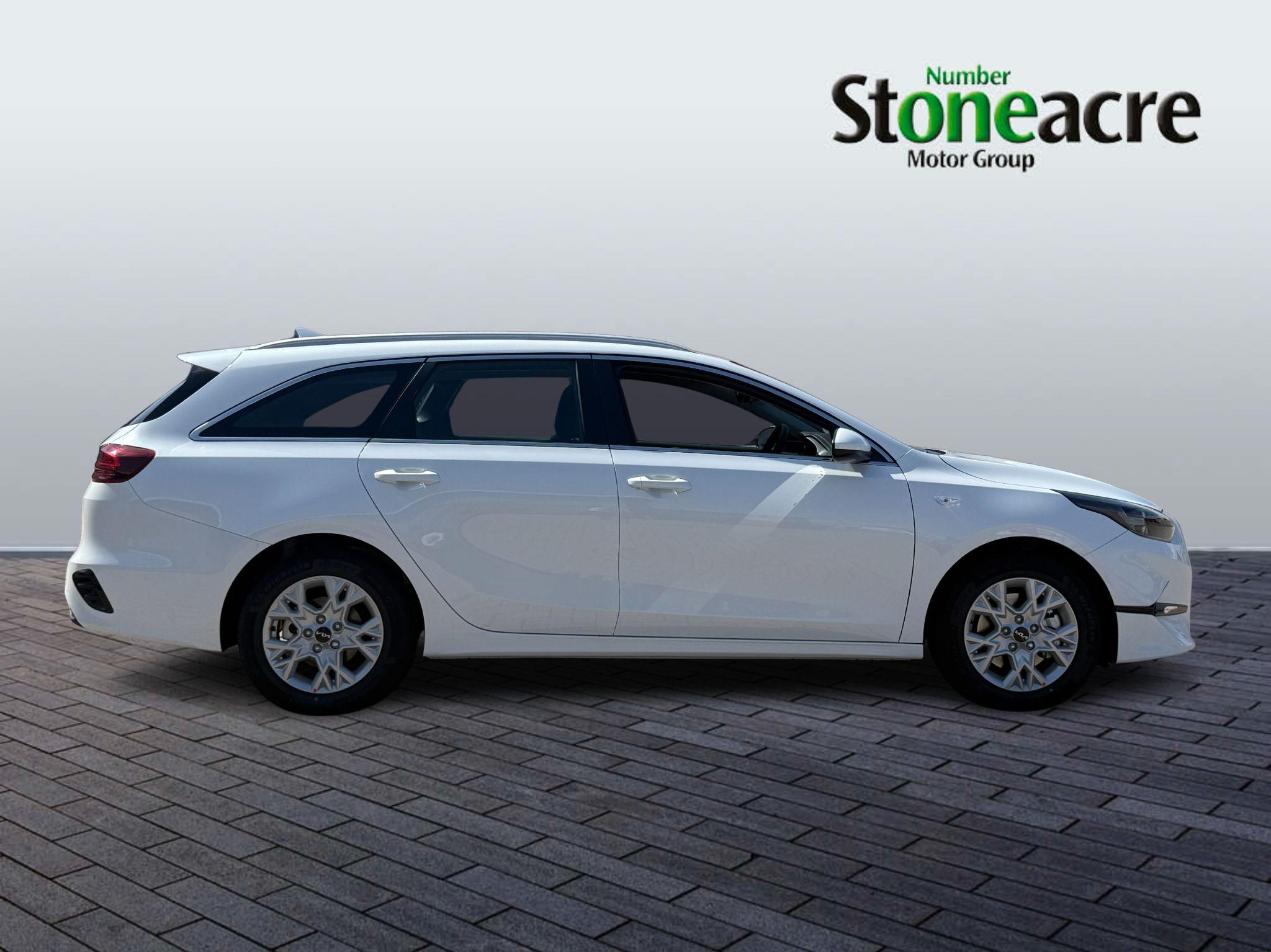 Kia Ceed 1.5 T-GDi 2 Sportswagon Euro 6 (s/s) 5dr FX25WRE Image 2