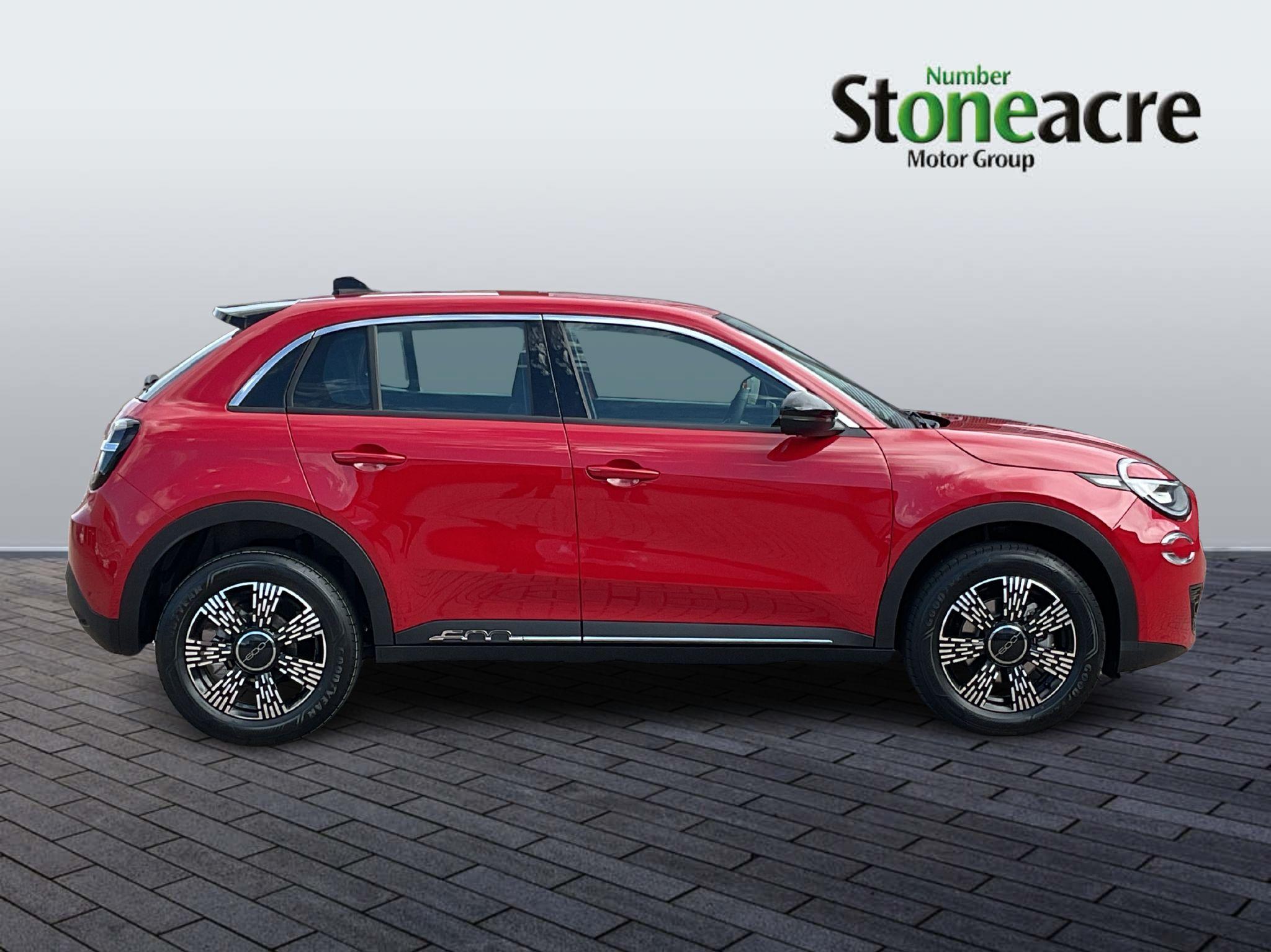 Fiat 600 1.2 MHEV e-DCT Euro 6 (s/s) 5dr YN25GUG Image 2