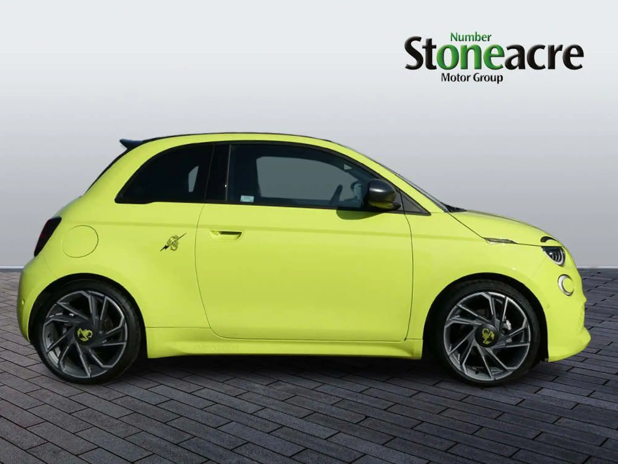 Abarth 500e Cabrio 42kWh Turismo Auto 2dr FV24DZJ Image 2
