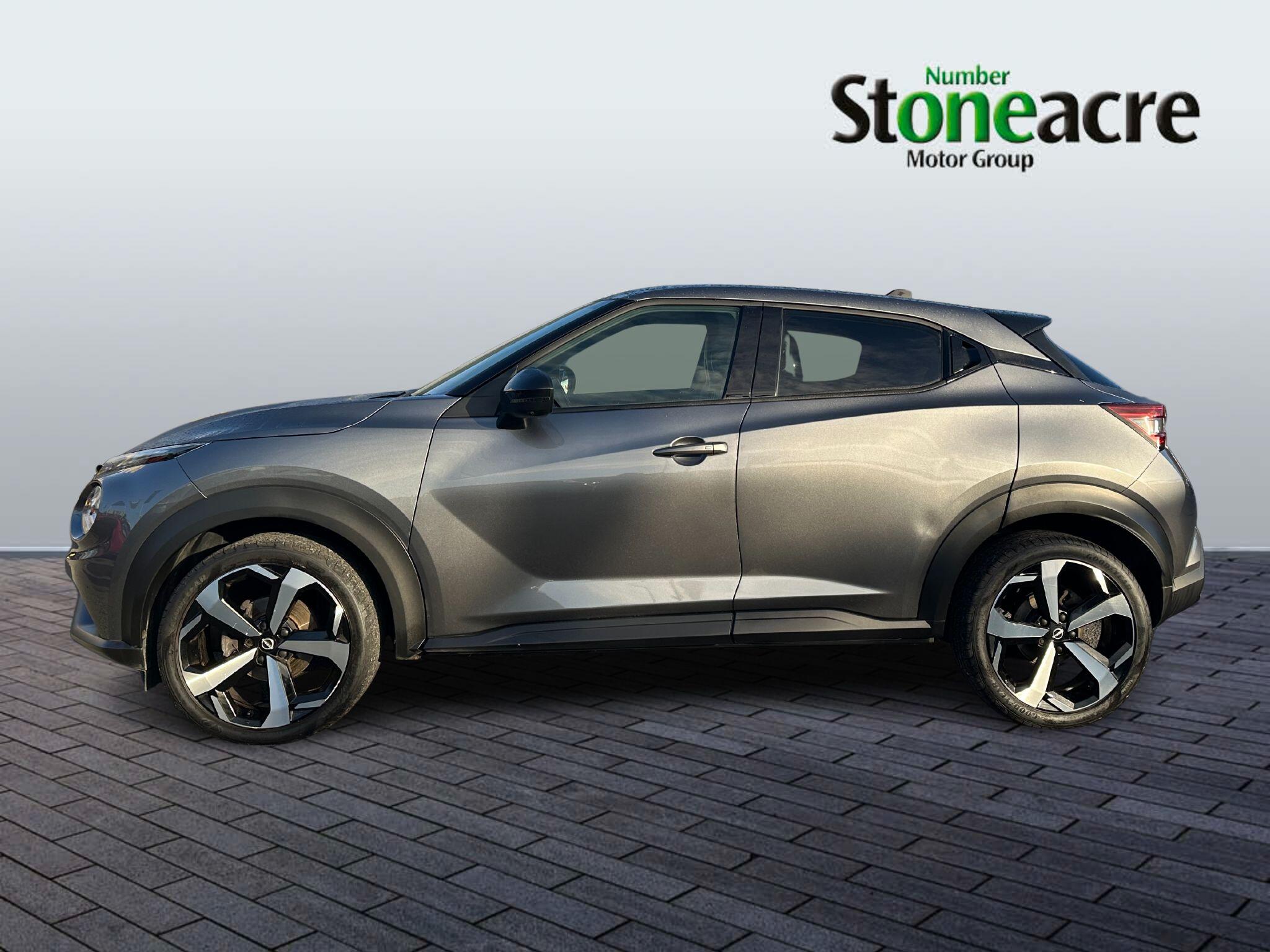 Nissan Juke 1.0 DiG-T 114 Tekna 5dr YF72KRK Image 2