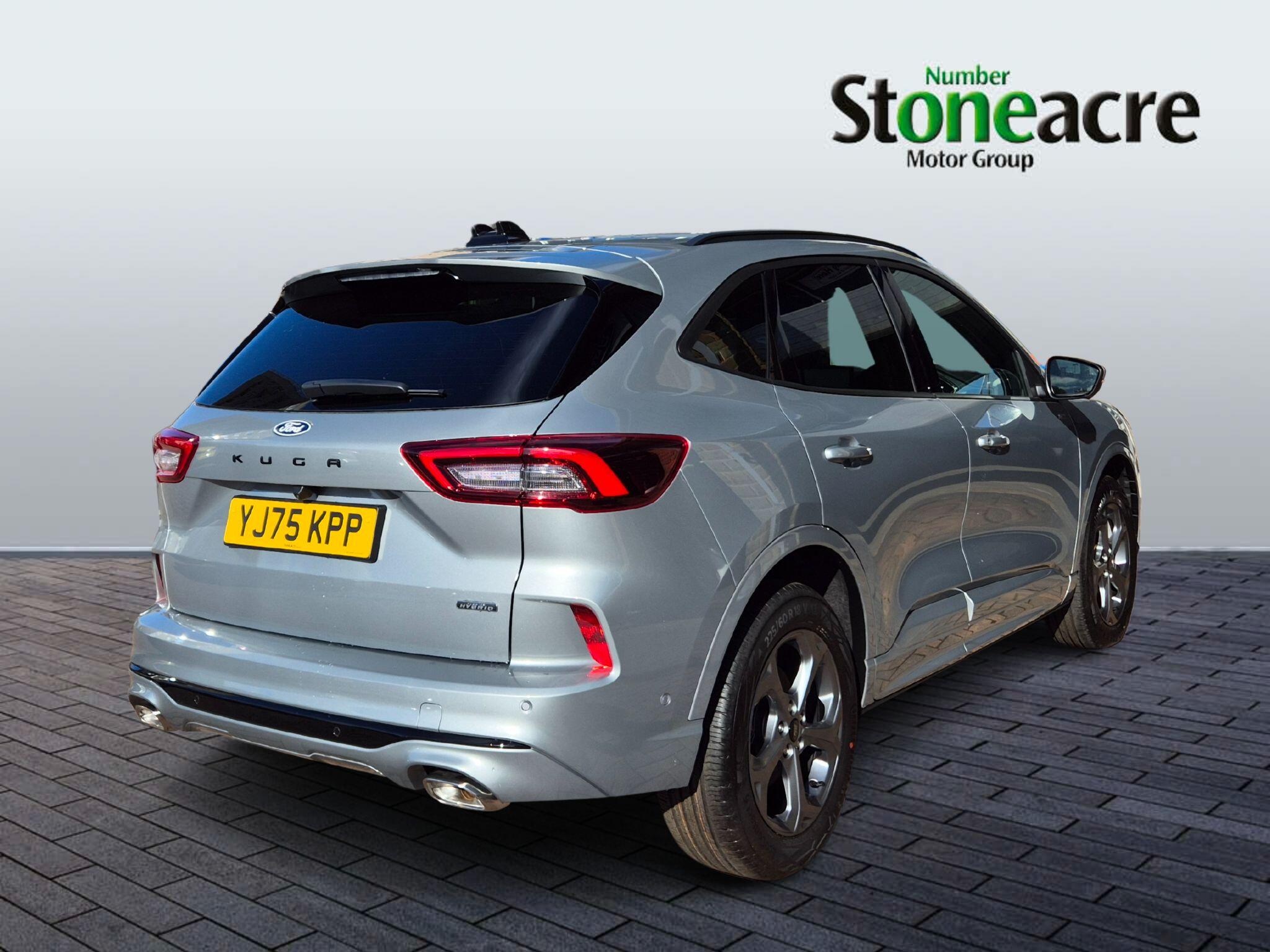 Ford Kuga 2.5 EcoBoost Duratec 14.4kWh ST-Line CVT Euro 6 (s/s) 5dr YJ75KPP Image 3