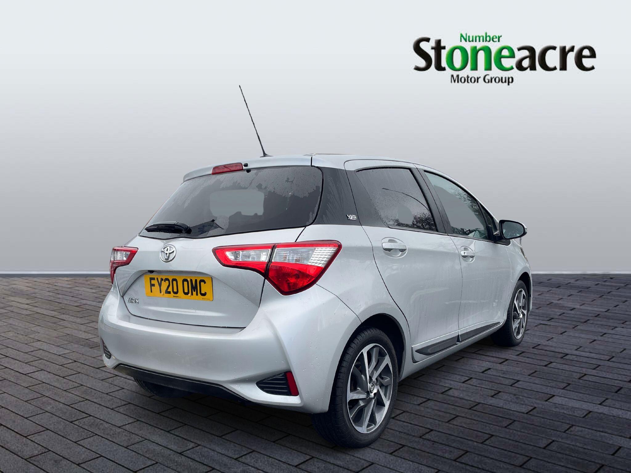Toyota Yaris 1.5 VVT-i Y20 5dr [Bi-tone] FY20OMC Image 2