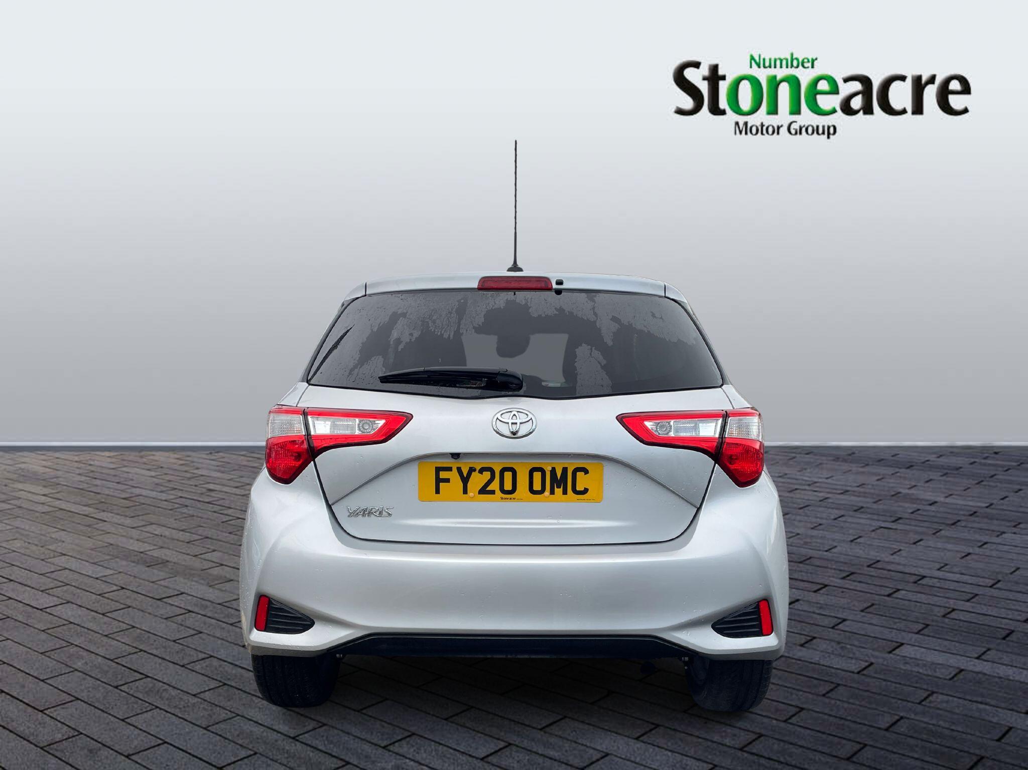Toyota Yaris 1.5 VVT-i Y20 5dr [Bi-tone] FY20OMC Image 3