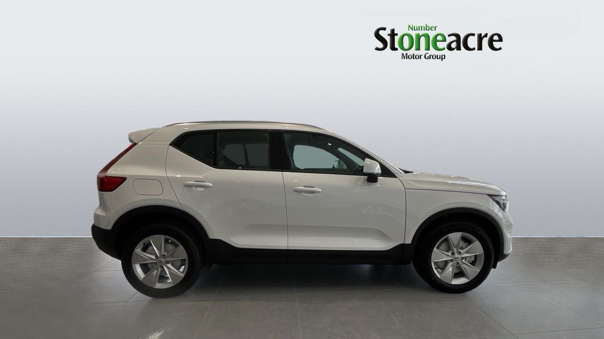 Volvo XC40 Image 3