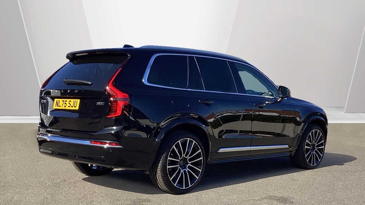 Volvo XC90 2.0 B5 MHEV Ultra Bright Auto 4WD Euro 6 (s/s) 5dr NL75SJU Image 2