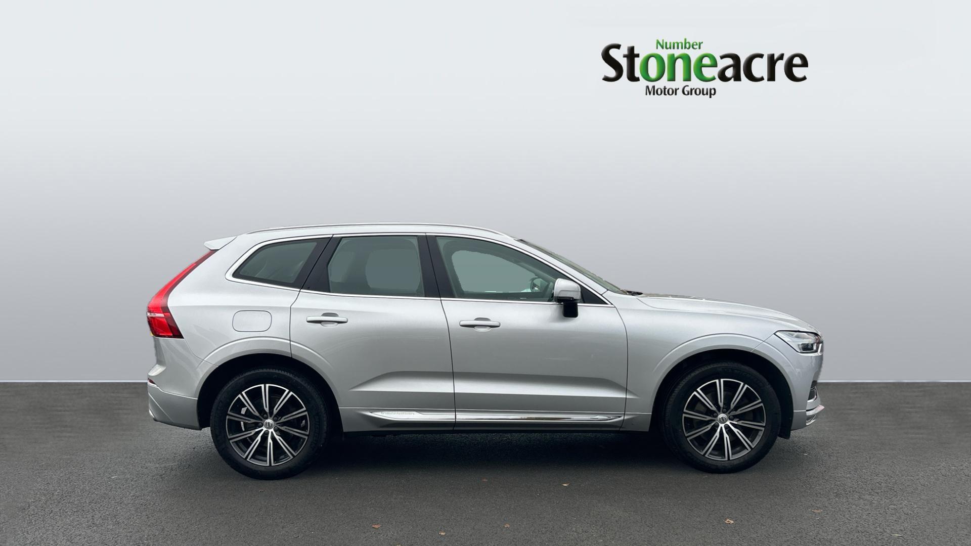 Volvo XC60 2.0 D4 Inscription Auto AWD Euro 6 (s/s) 5dr YY19ABK Image 3
