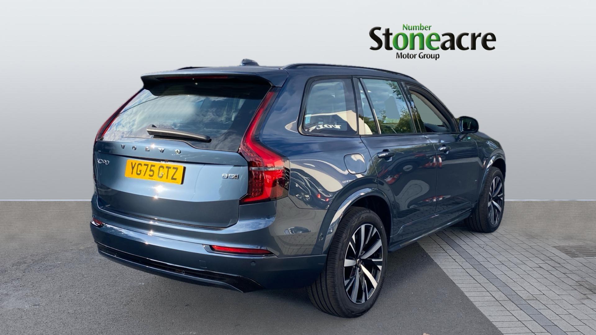 Volvo XC90 2.0 B5 MHEV Plus Auto 4WD Euro 6 (s/s) 5dr YG75GTZ Image 2