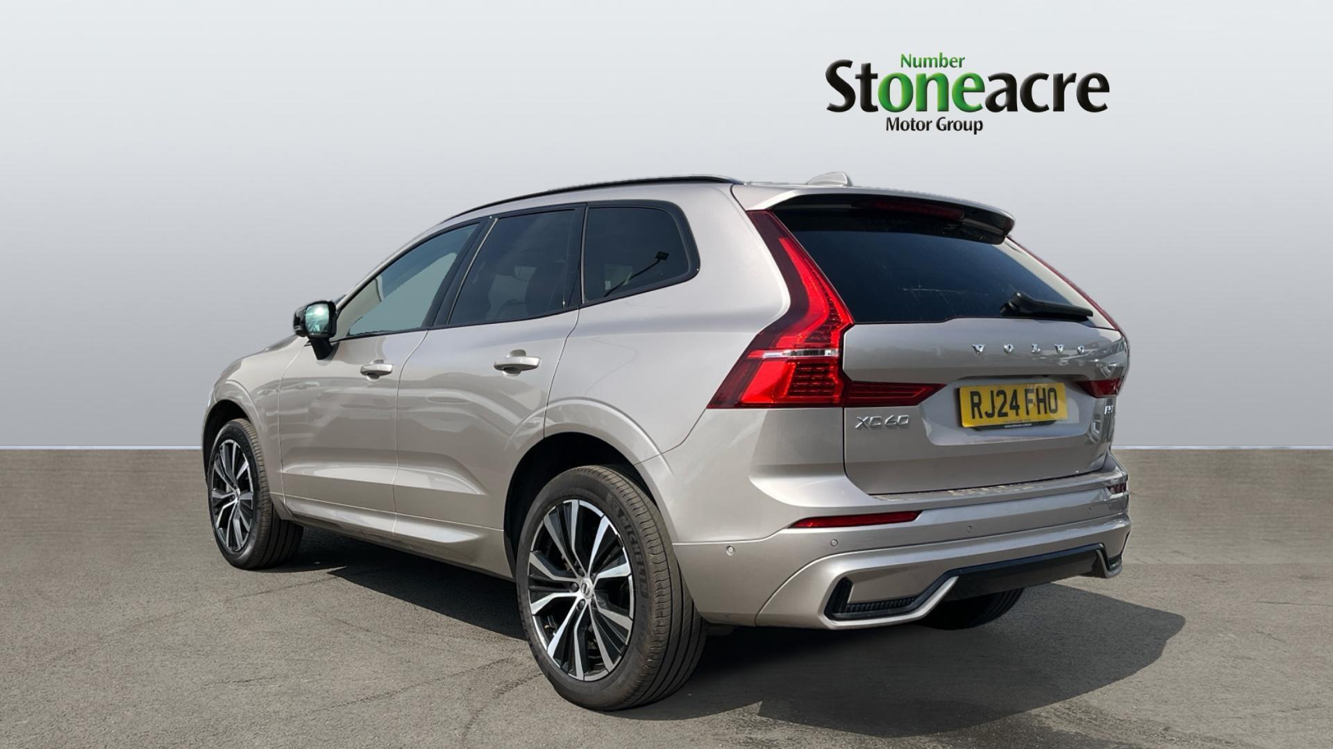 Volvo XC60 Image 2