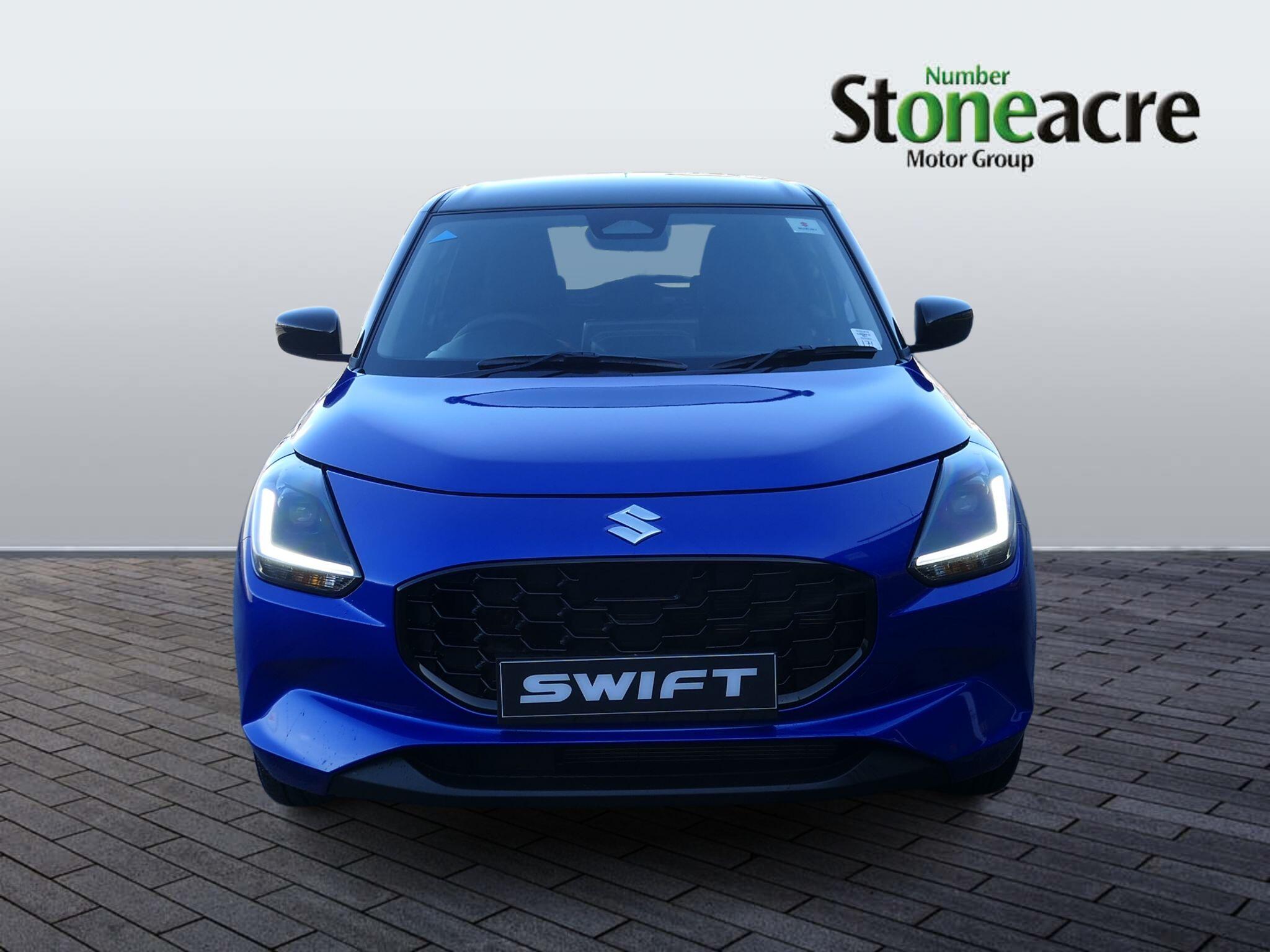 Suzuki Swift 1.2 MHEV Motion Euro 6 (s/s) 5dr null Image 2