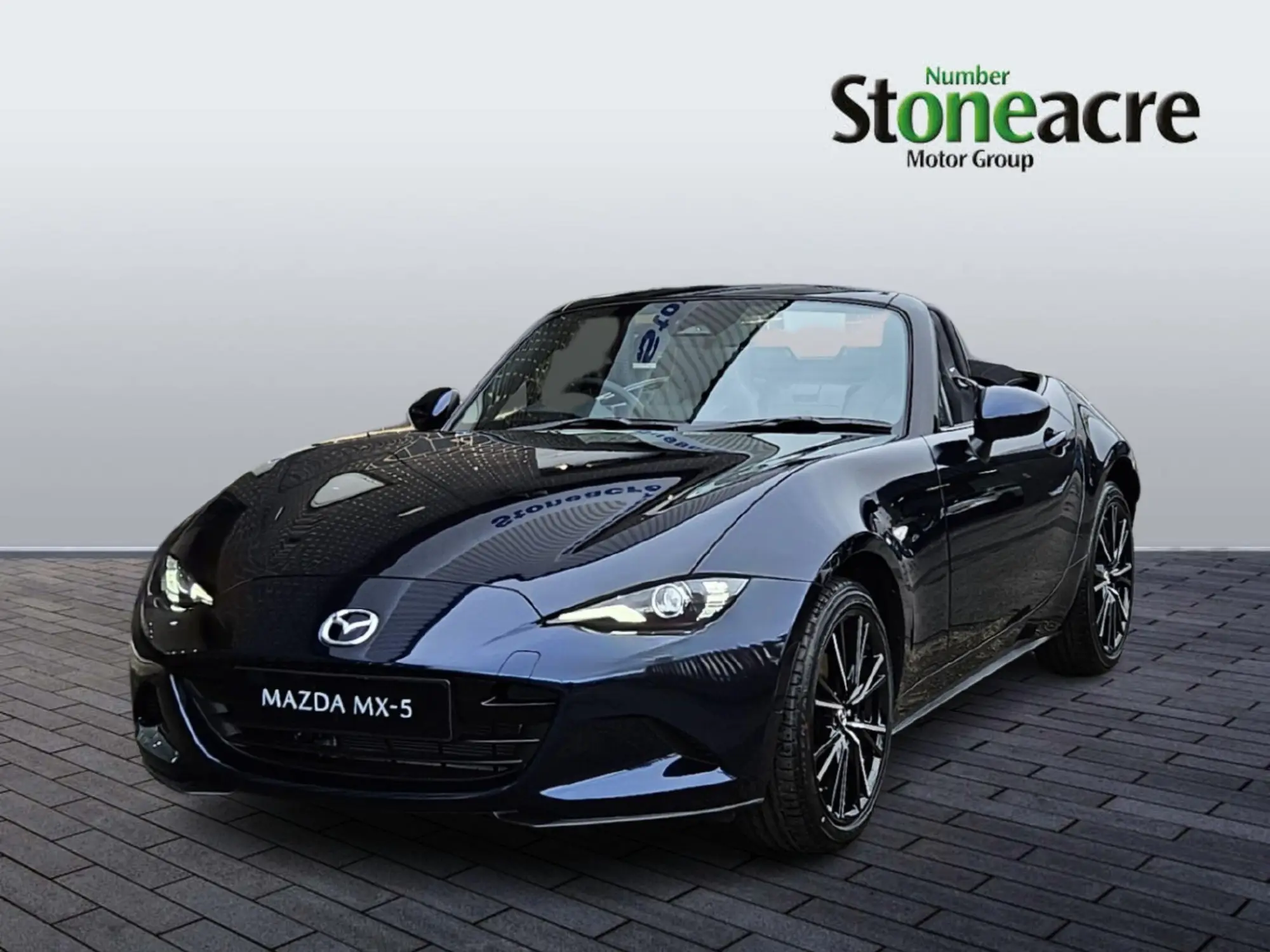 Mazda MX-5 2.0 SKYACTIV-G Exclusive-Line Roadster Euro 6 (s/s) 2dr Image 3