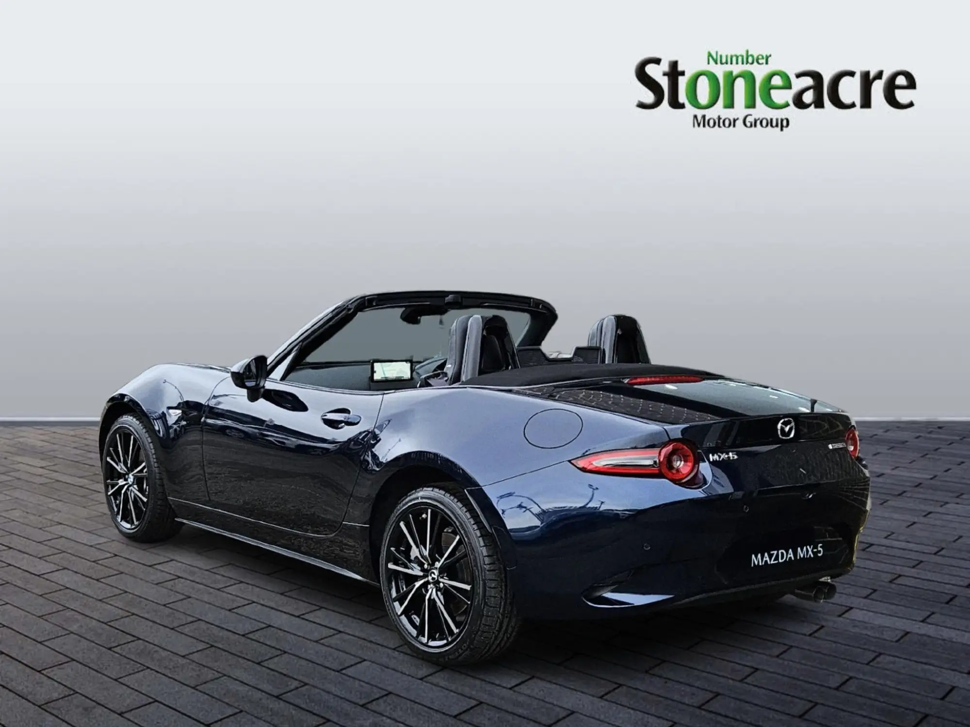 Mazda MX-5 Image 4 Mazda MX-5 Image 4
