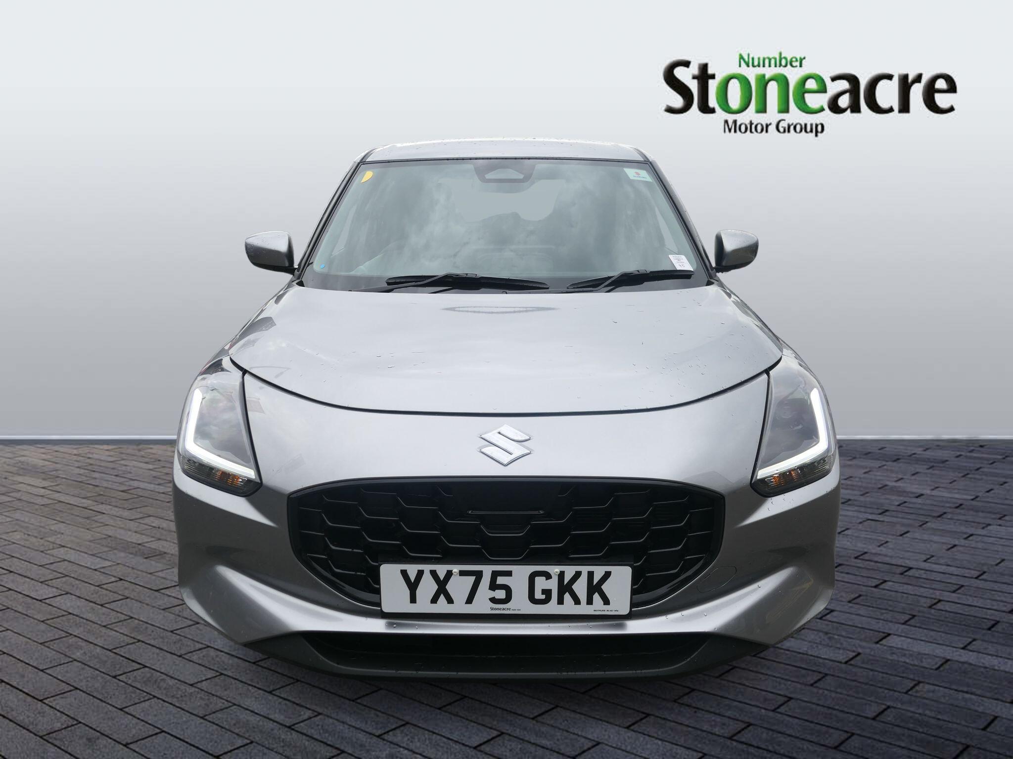 Suzuki Swift 1.2 MHEV Motion Euro 6 (s/s) 5dr YX75GKK Image 2