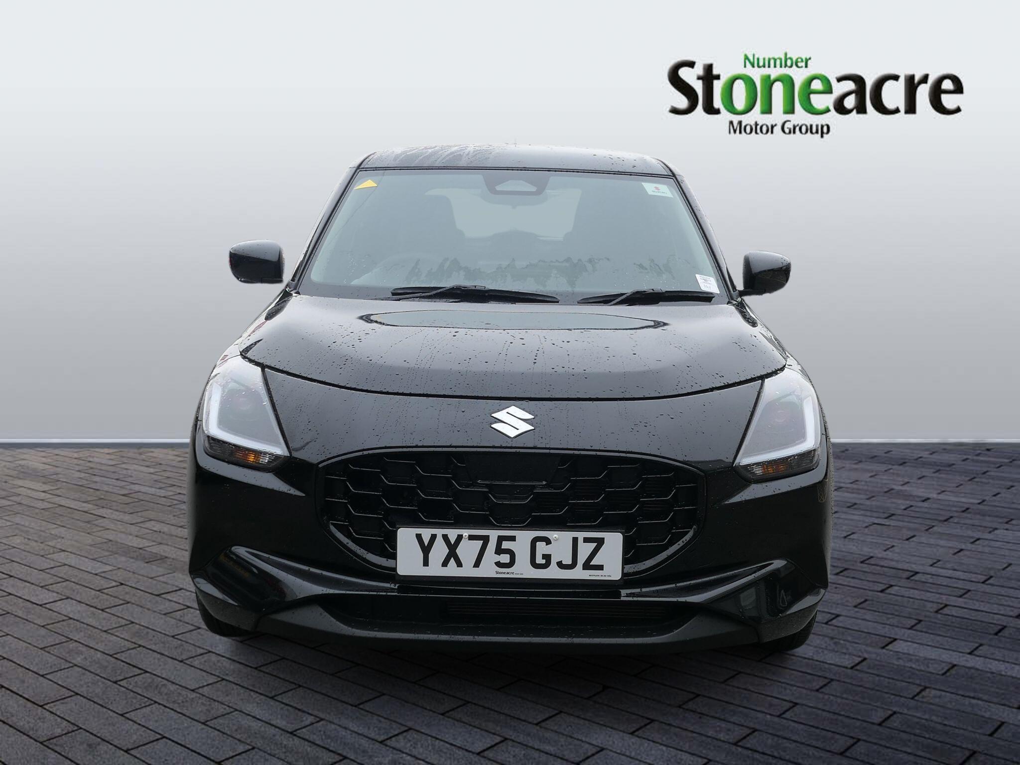 Suzuki Swift 1.2 MHEV Motion Euro 6 (s/s) 5dr YX75GJZ Image 2