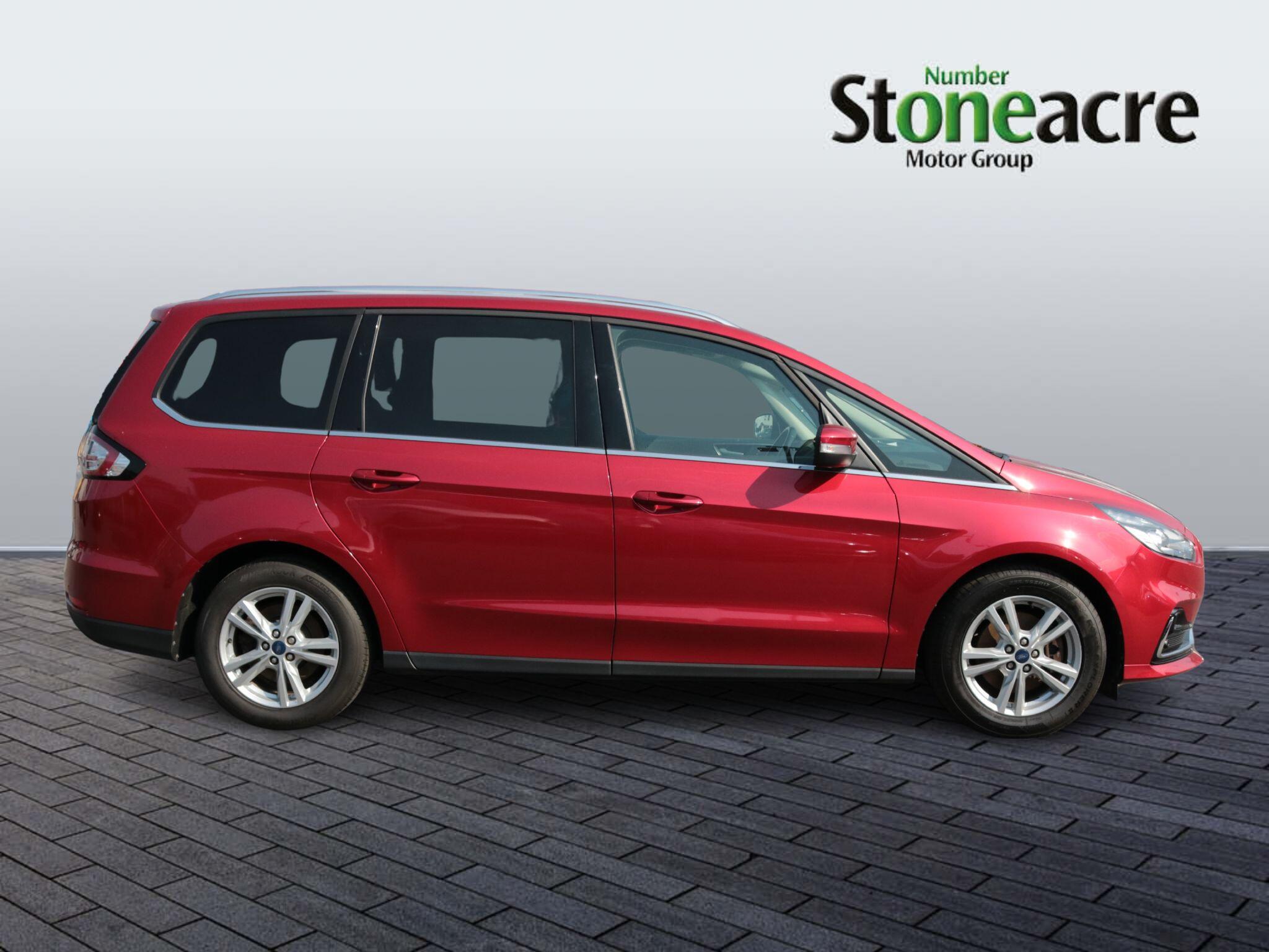 Ford Galaxy Image 2