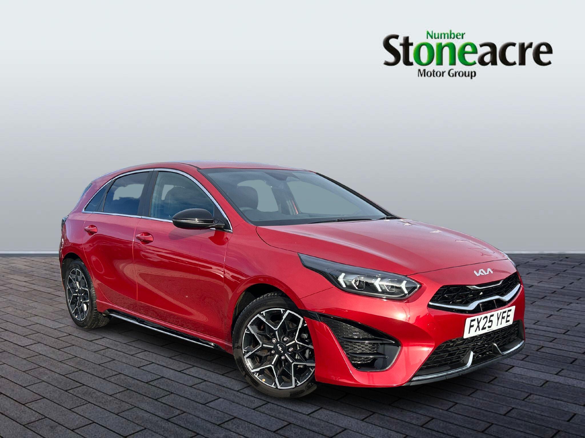 Kia Ceed 1.5 T-GDi GT-Line Euro 6 (s/s) 5dr FX25YFE Image 1