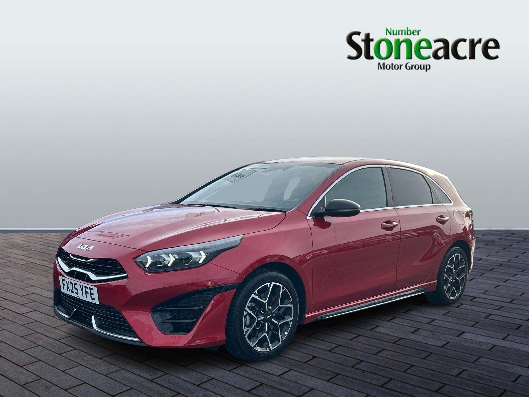 Kia Ceed 1.5 T-GDi GT-Line Euro 6 (s/s) 5dr FX25YFE Image 3