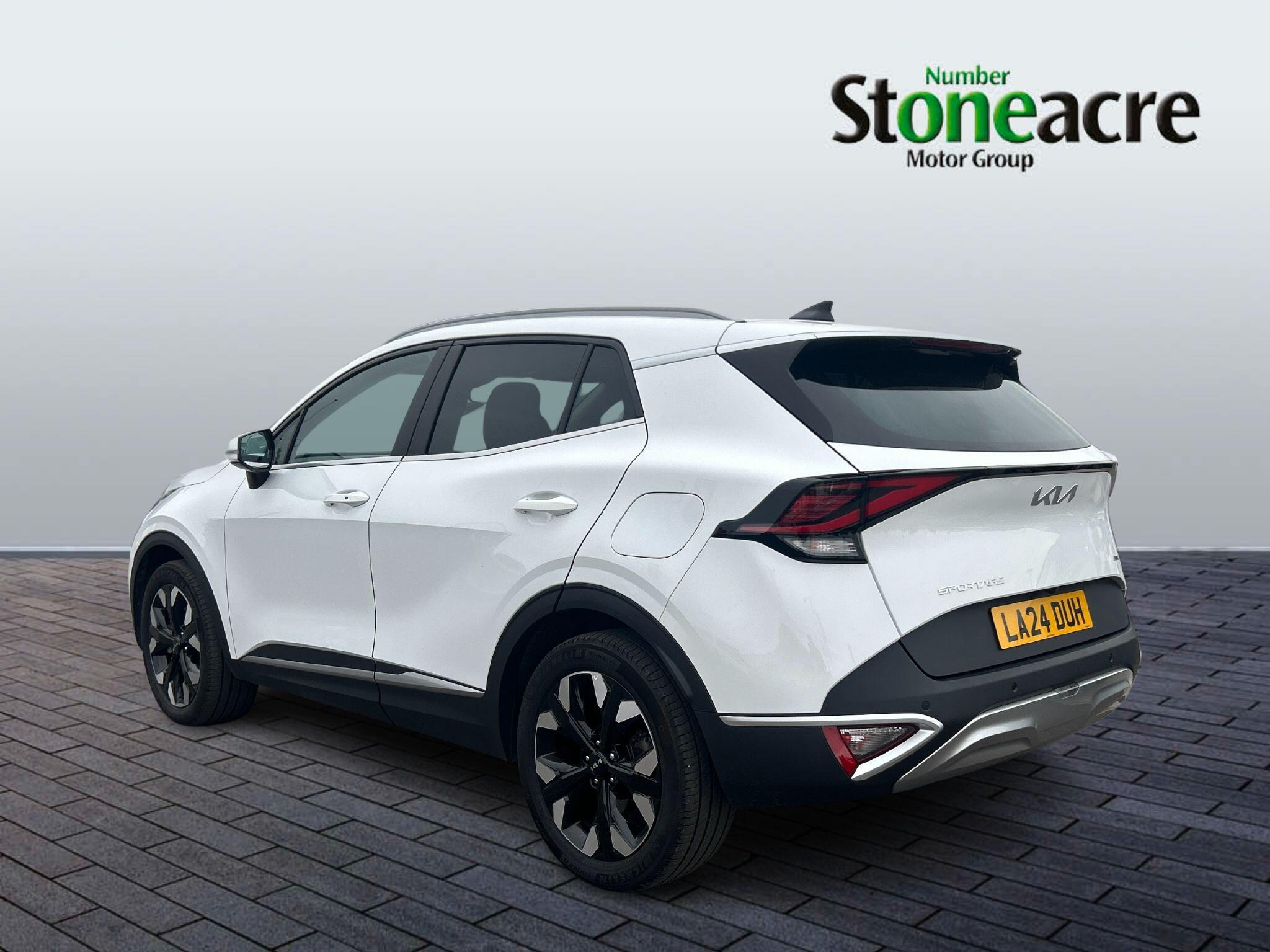 Kia Sportage Plug-In Hybrid 1.6T GDi PHEV 3 5dr Auto AWD LA24DUH Image 2