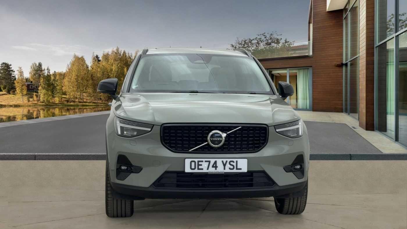Volvo XC40 Image 2