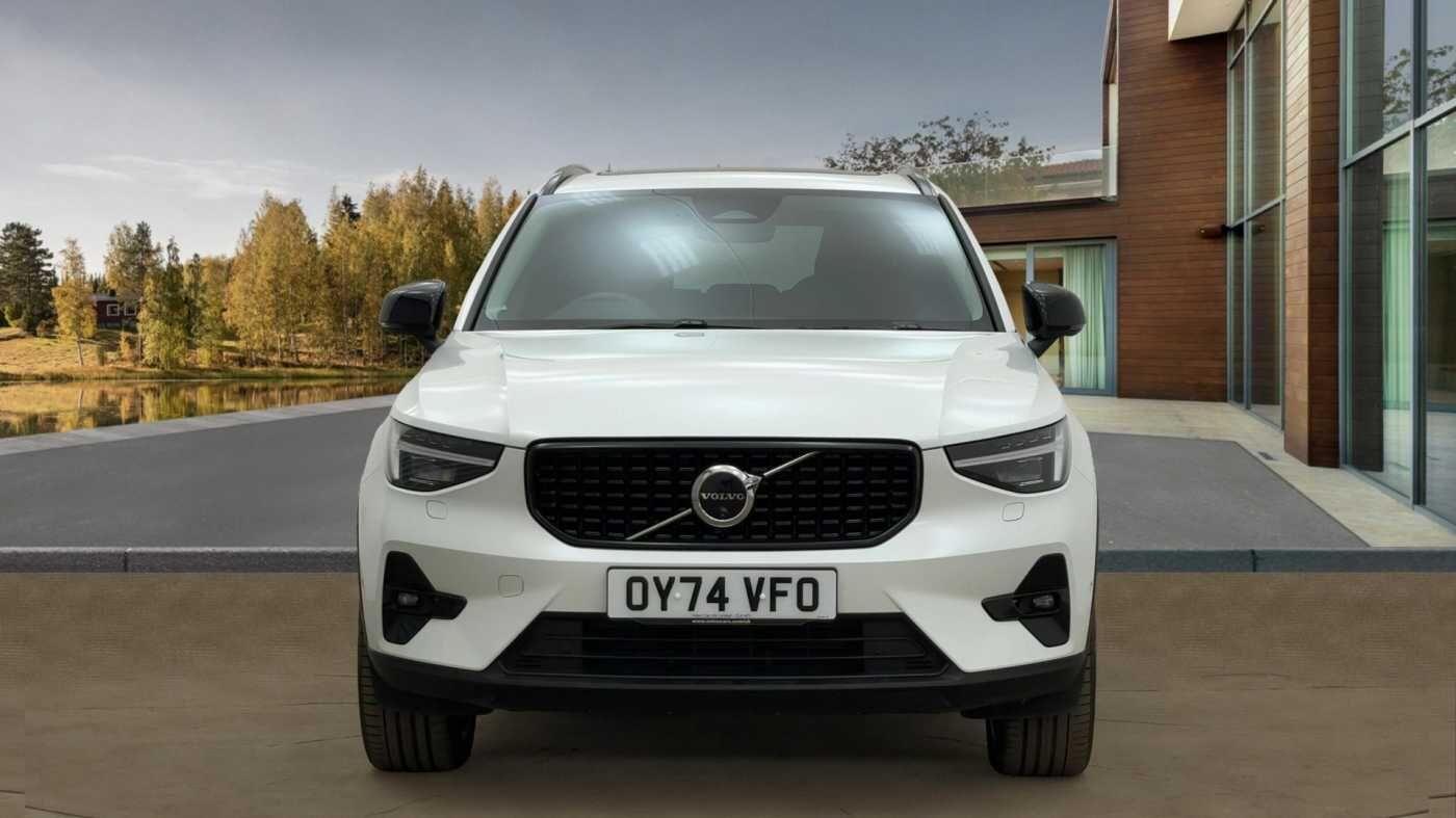 Volvo XC40 Image 2
