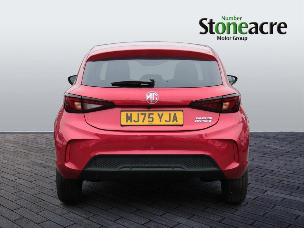 MG 3 1.5 MHEV Trophy Auto Euro 6 (s/s) 5dr MJ75YJA Image 3